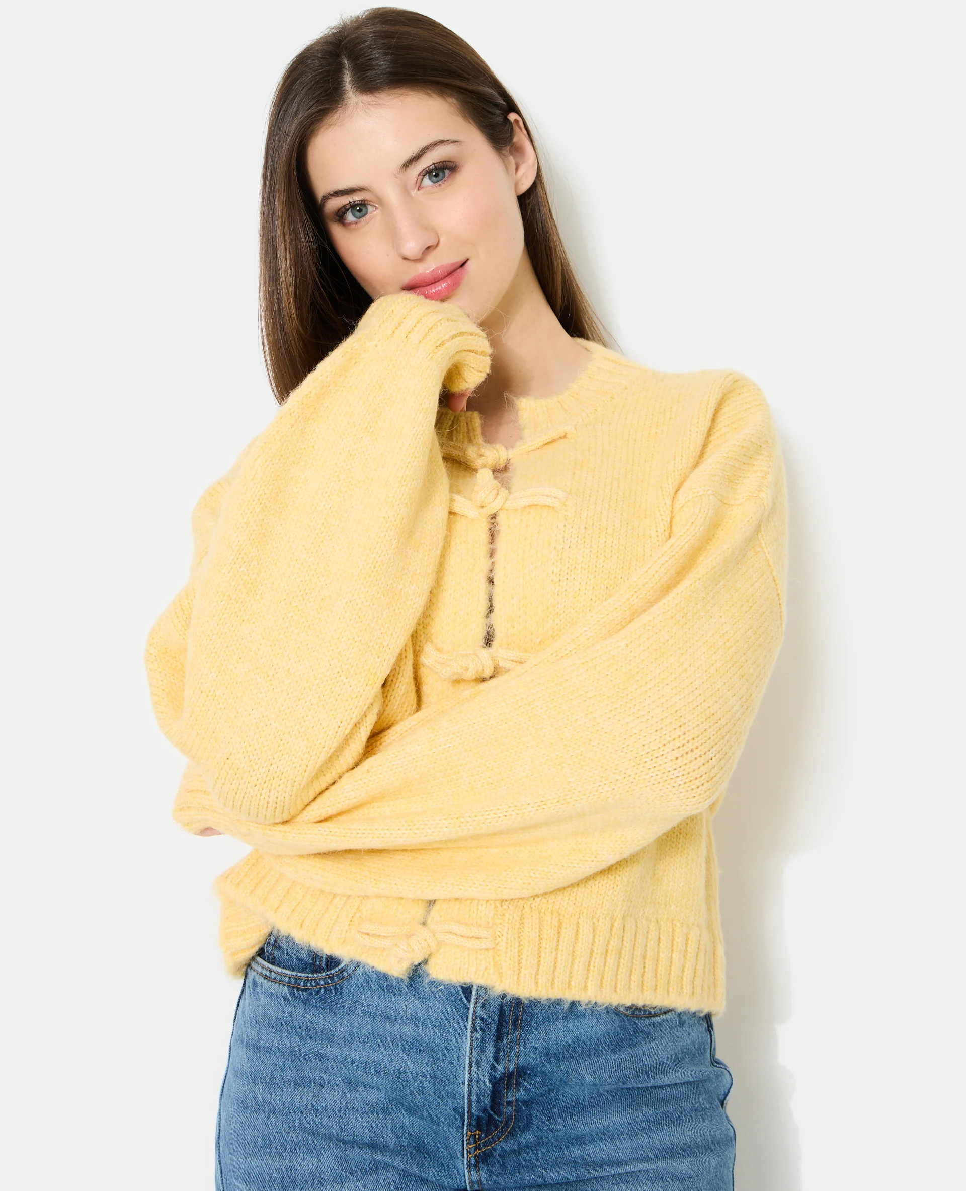 Gilet en maille avec boutons brandebourg