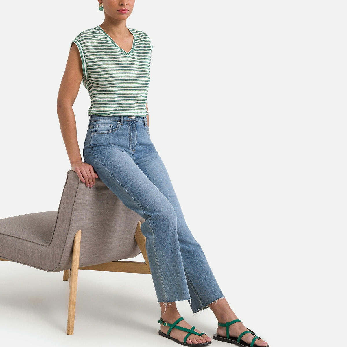 T-shirt rayé en lin, col V, manches courtes