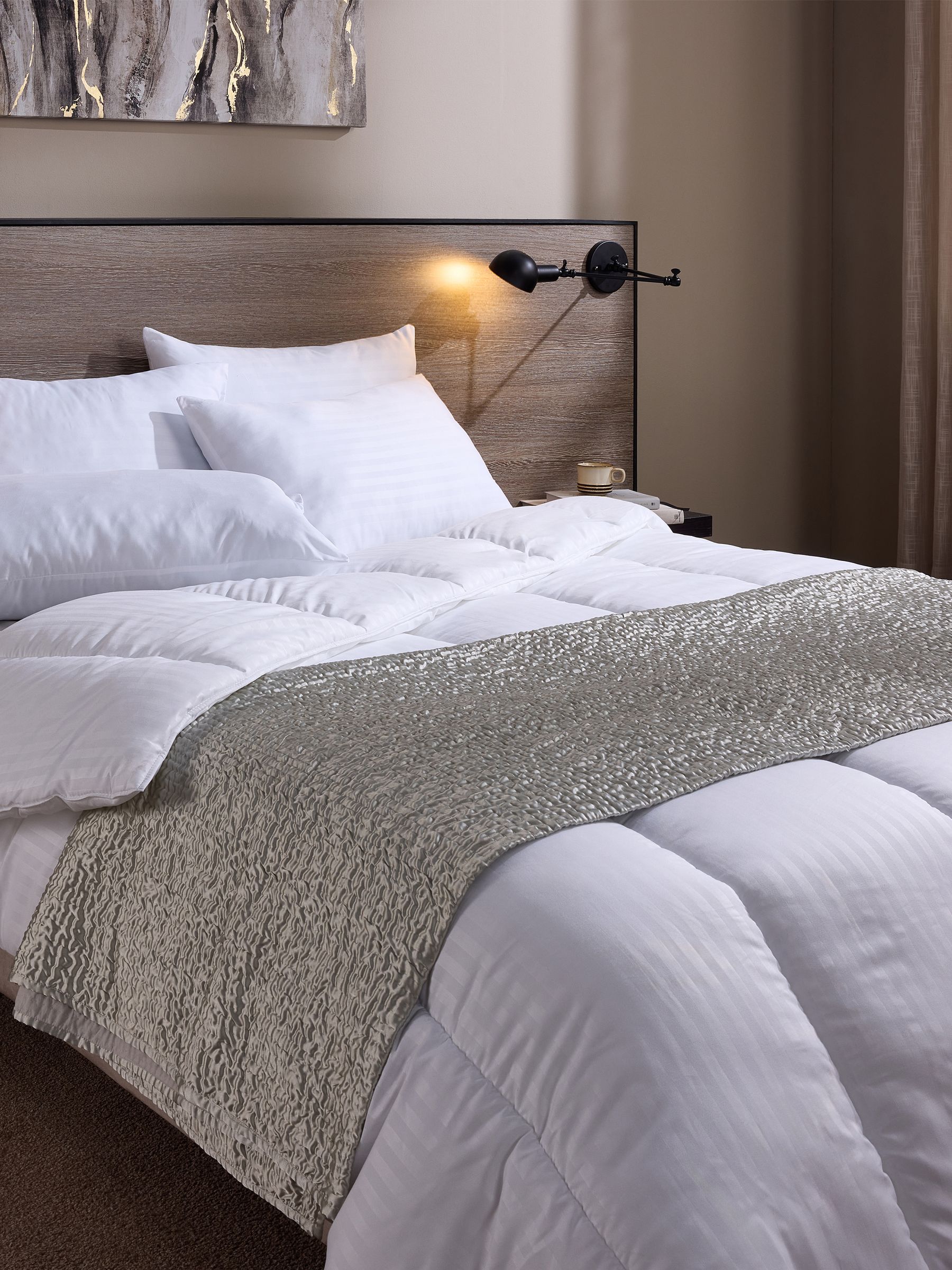 Snuggledown White Luxurious Hotel 4.5 Tog Duvet