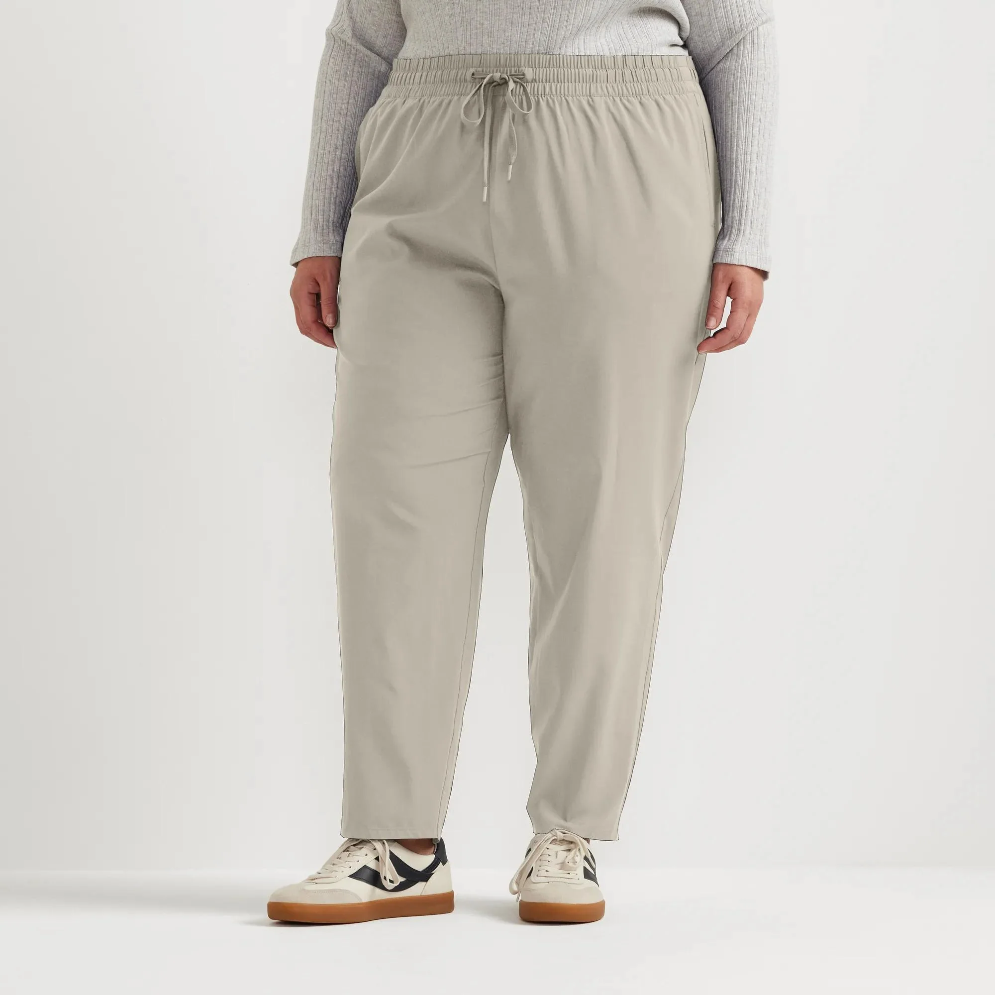 Women's Departure Stretch Tie-Front Ankle Pants