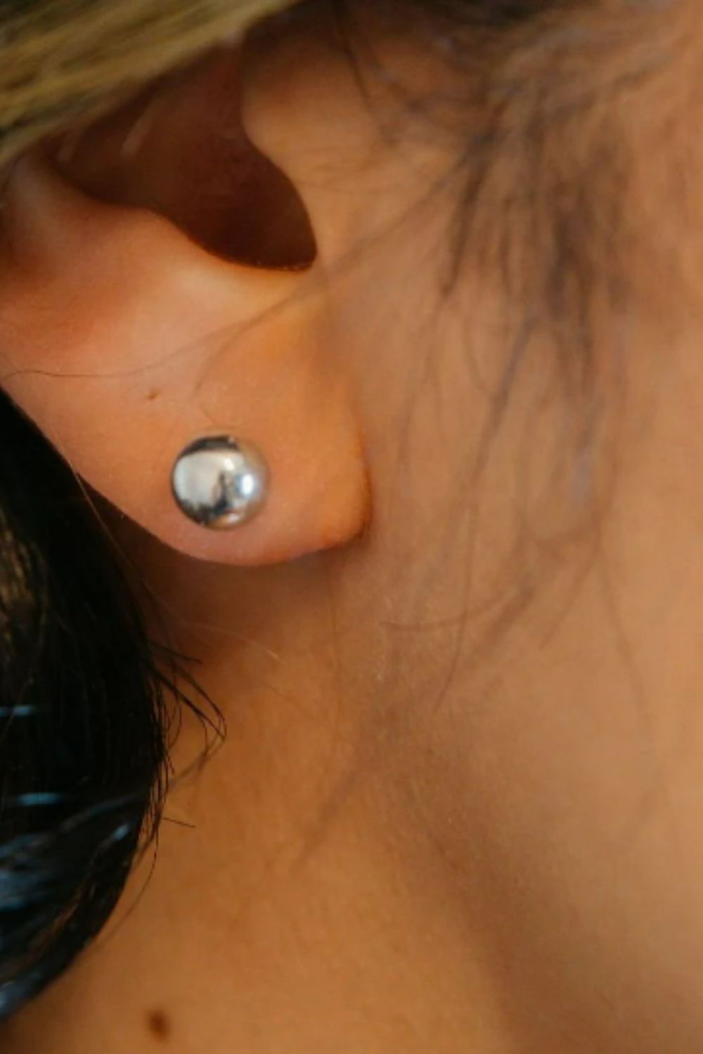 The Colourful Aura 6mm Pure Silver Round Ball Dot Geometric Studs Earrings