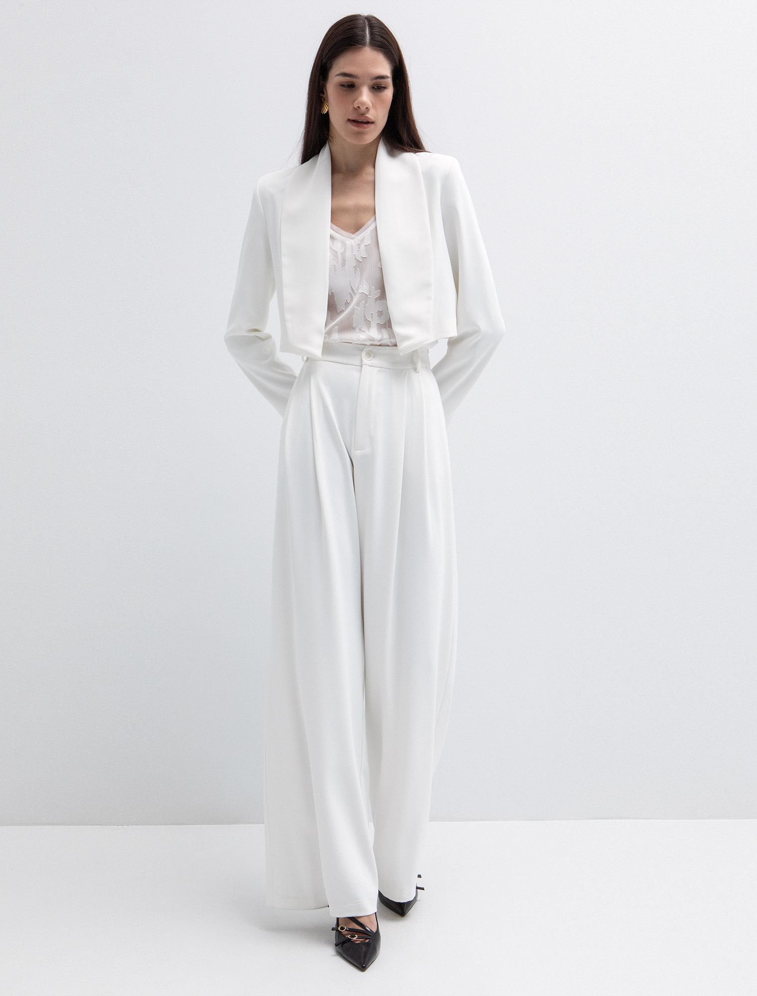 Crop μπλέιζερ με πέτο