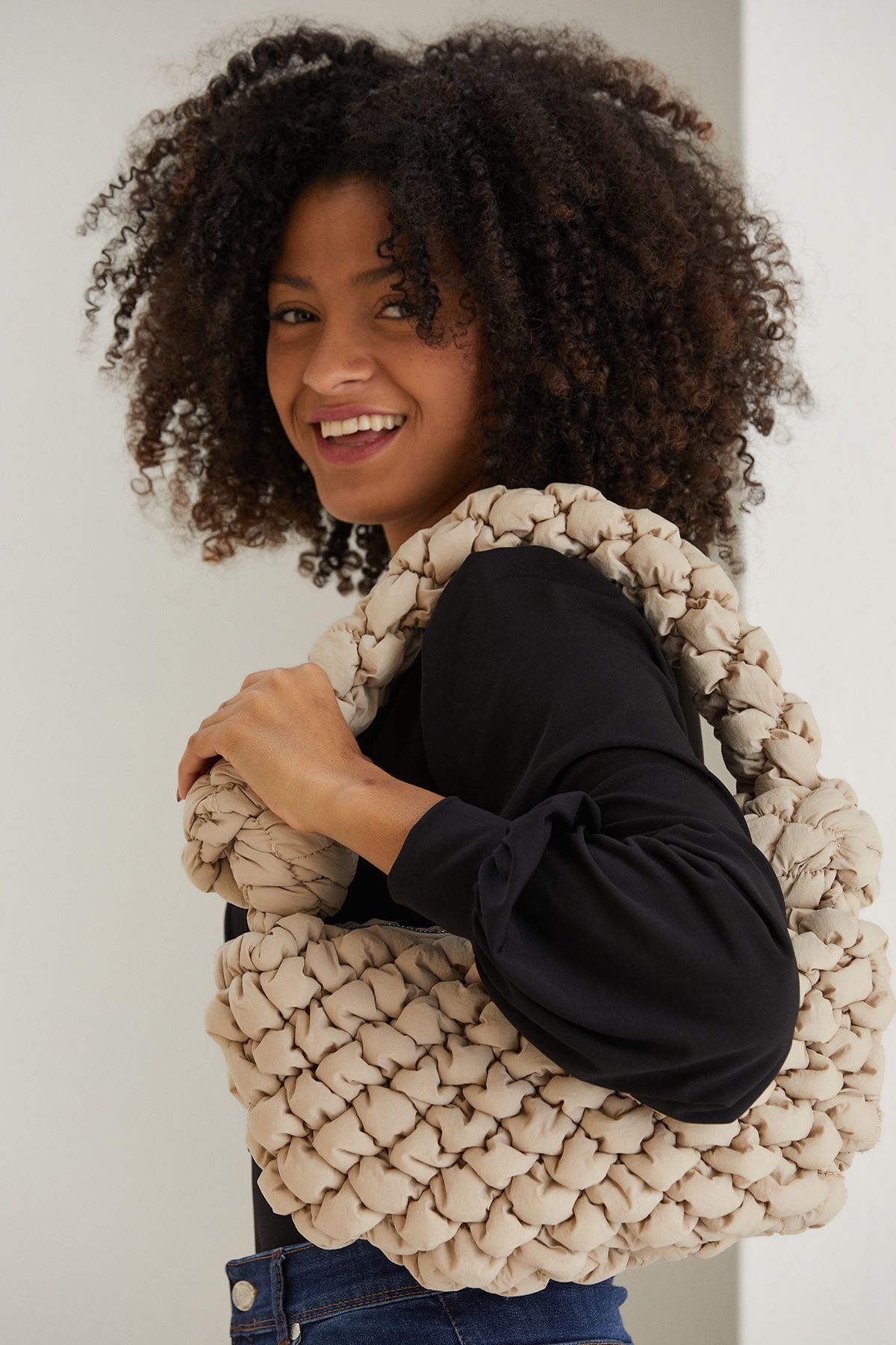 Belissh Puffy Quilted Lightweight Shoulder Bag