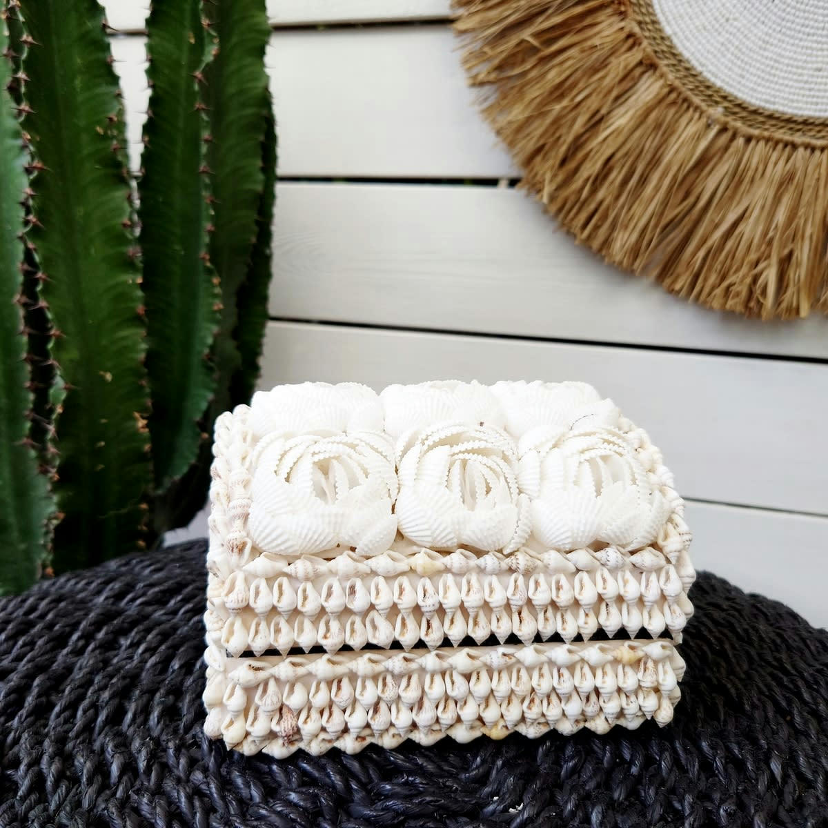 FLEUR - Boîte en coquillages, blanc 14x25x10 cm