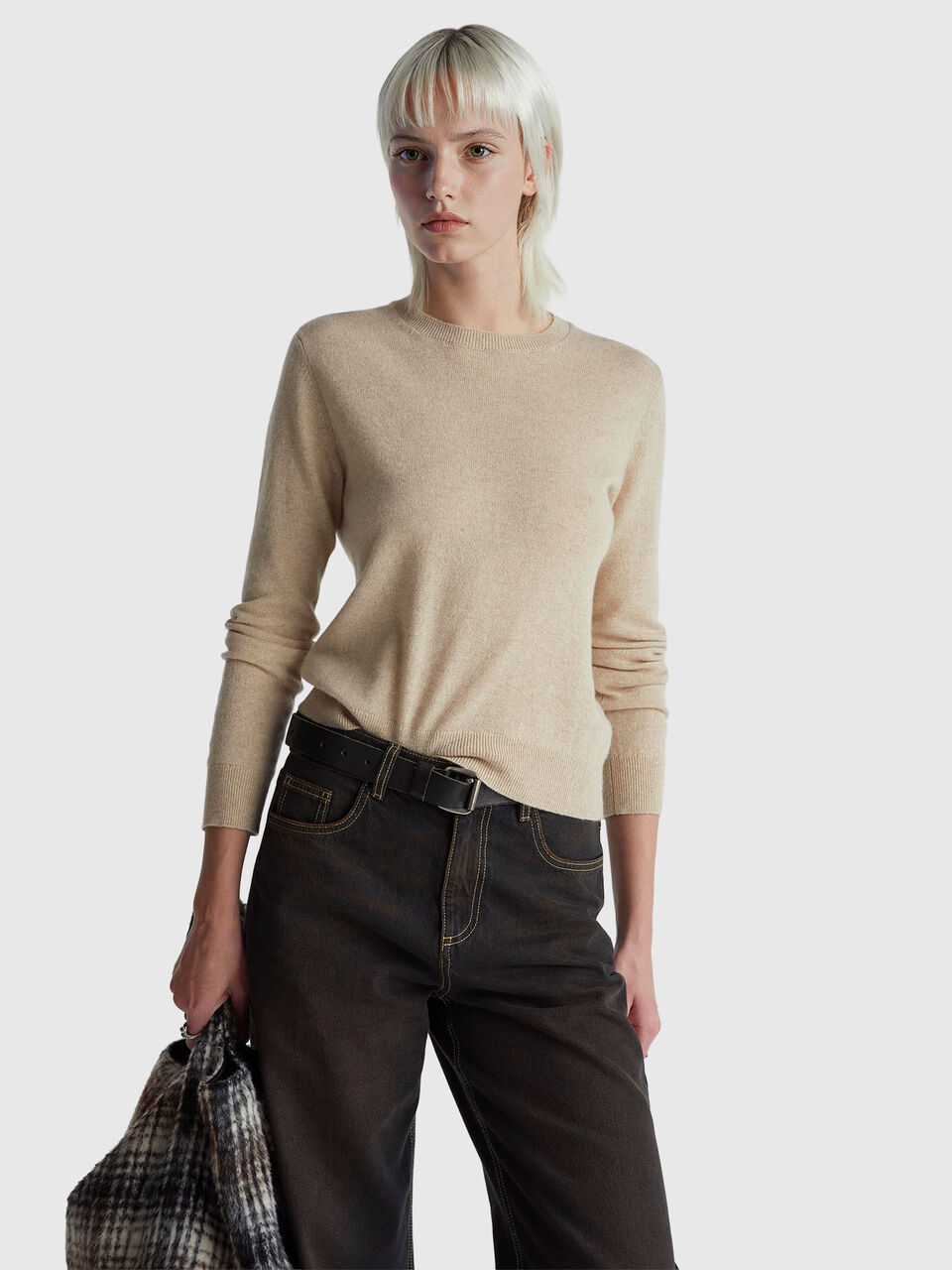 Beige sweater in pure cashmere