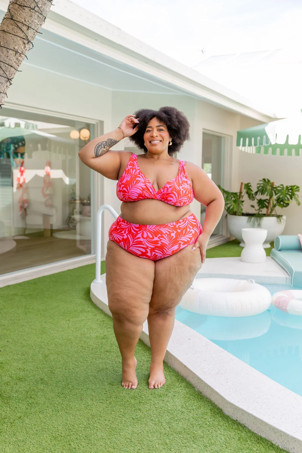 Burleigh Bikini Top in Pink Jungle
