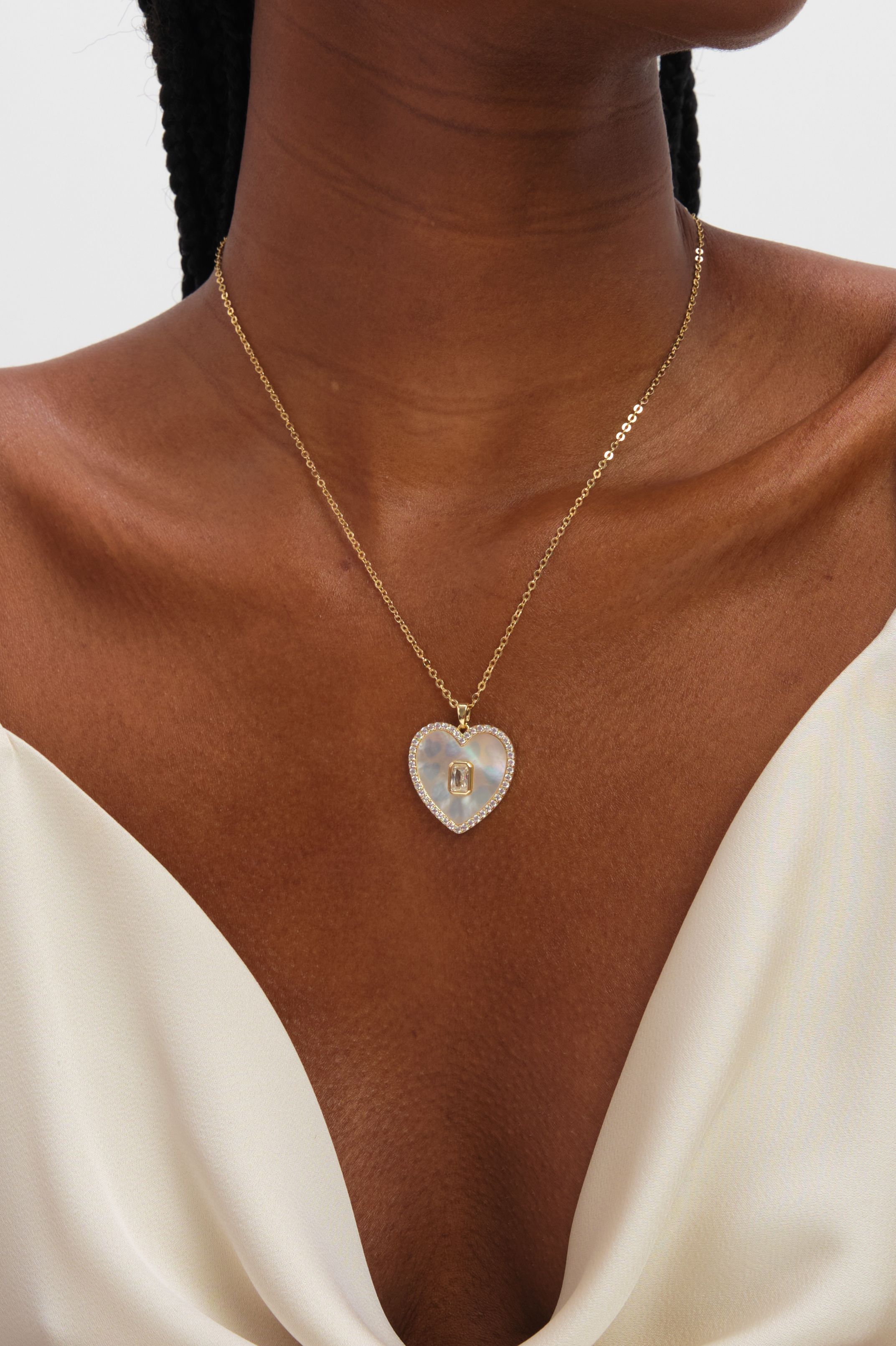 Jon Richard Gold Plated and Mother of Pearl Heart Pendant