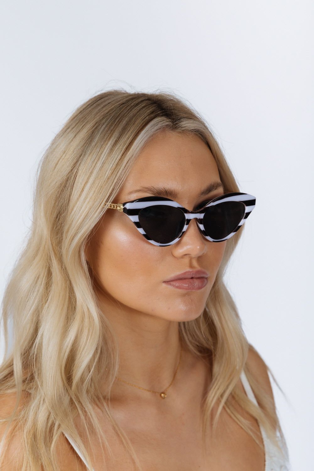 SVNX Cat-Eye Sunglasses in Black White Stripe