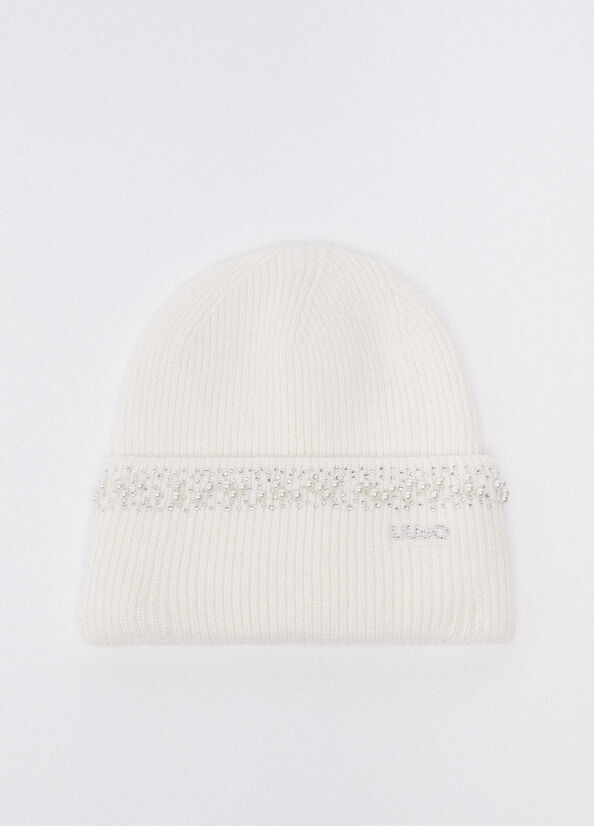 Berretto in maglia con perle