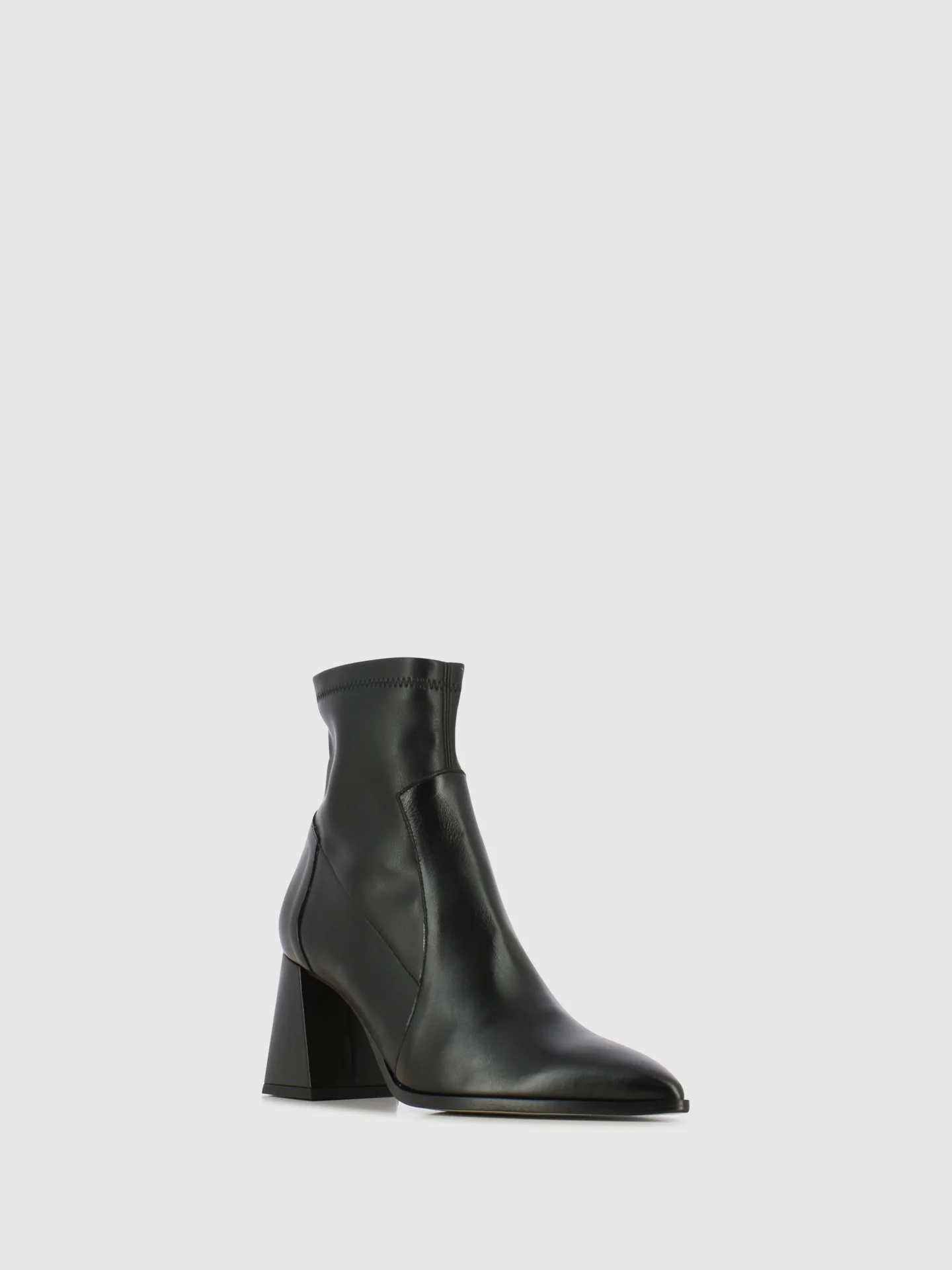 Botins com Fecho em Preto