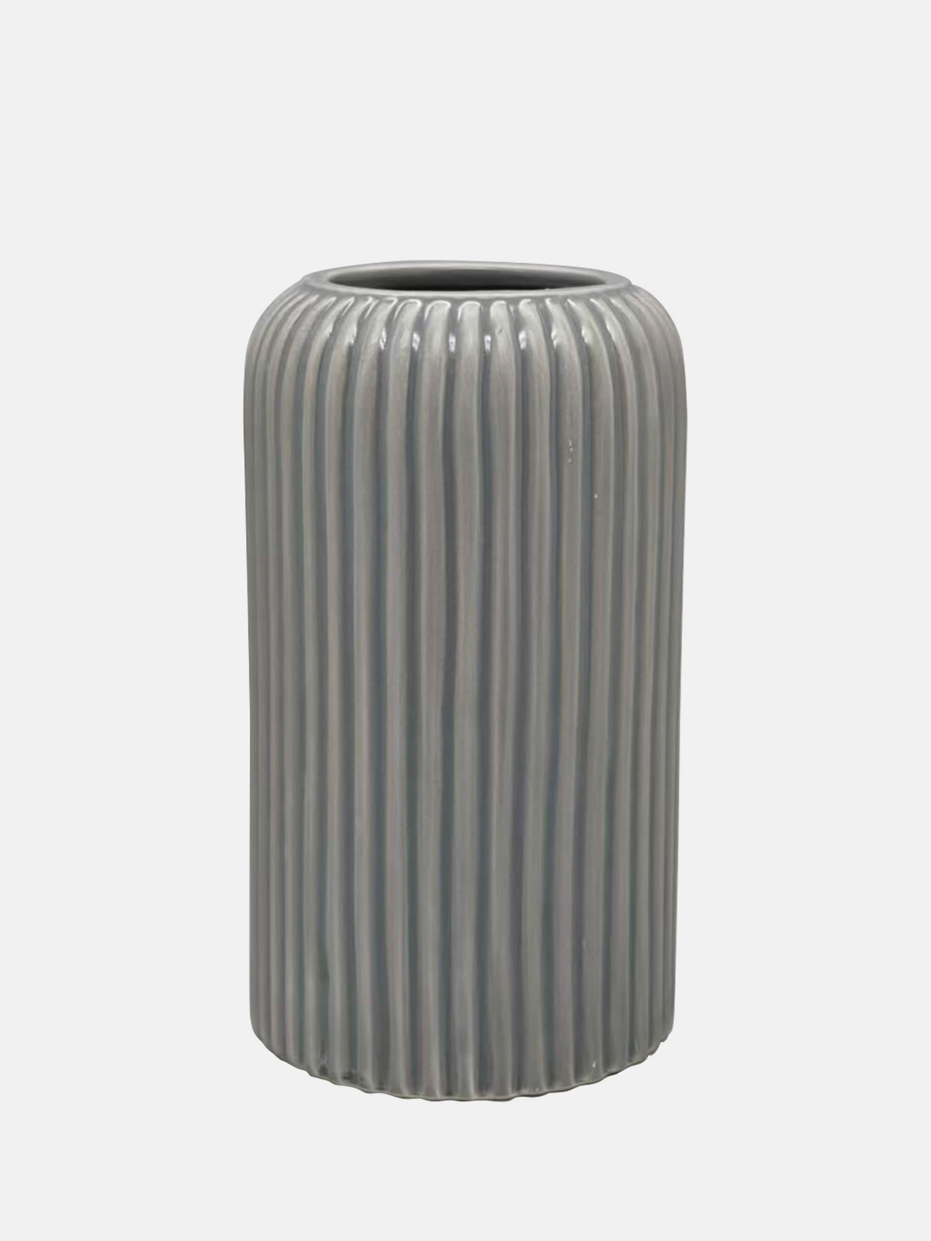 Ceramiczny wazon z ryflowaniem