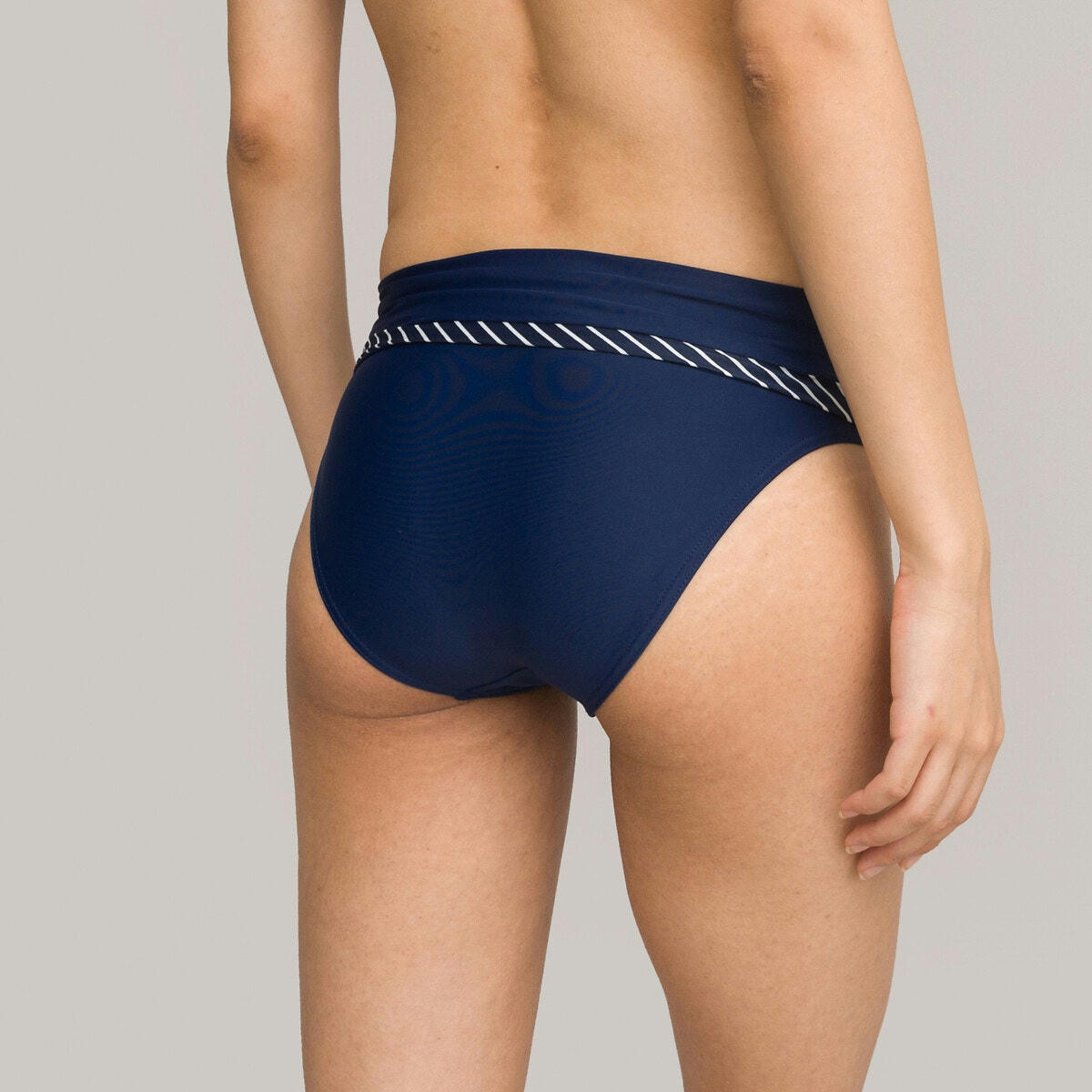 Bas de maillot de bain culotte effet ventre plat