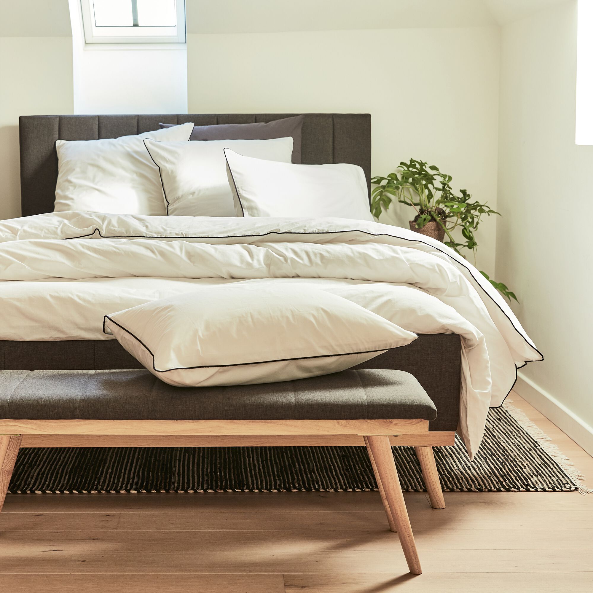 EZIO - Housse de couette en percale de coton 260x240cm liseré tressé bleu calabrun - blanc