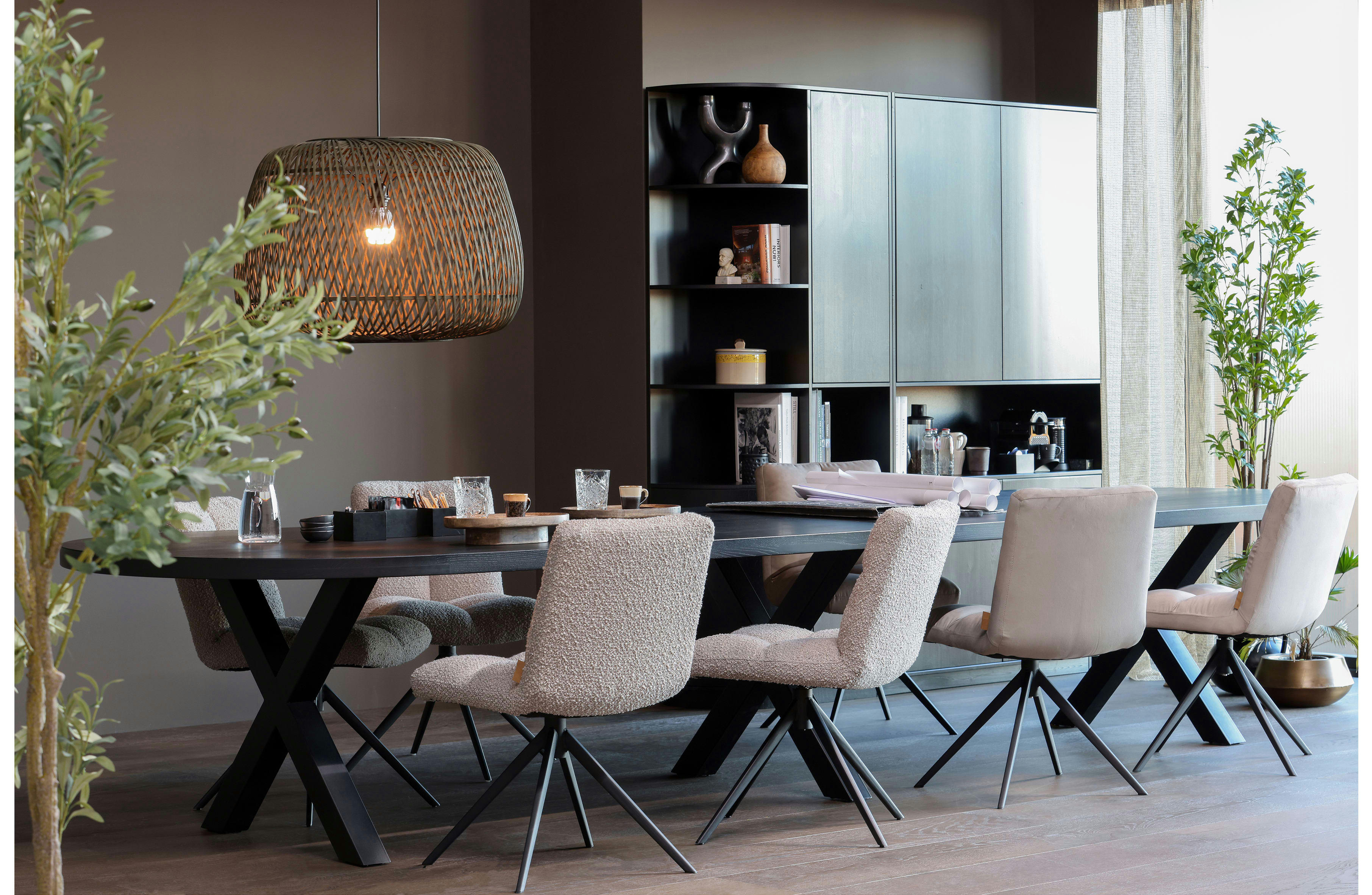 VINNY - Chaise de table pivotant en velours sable