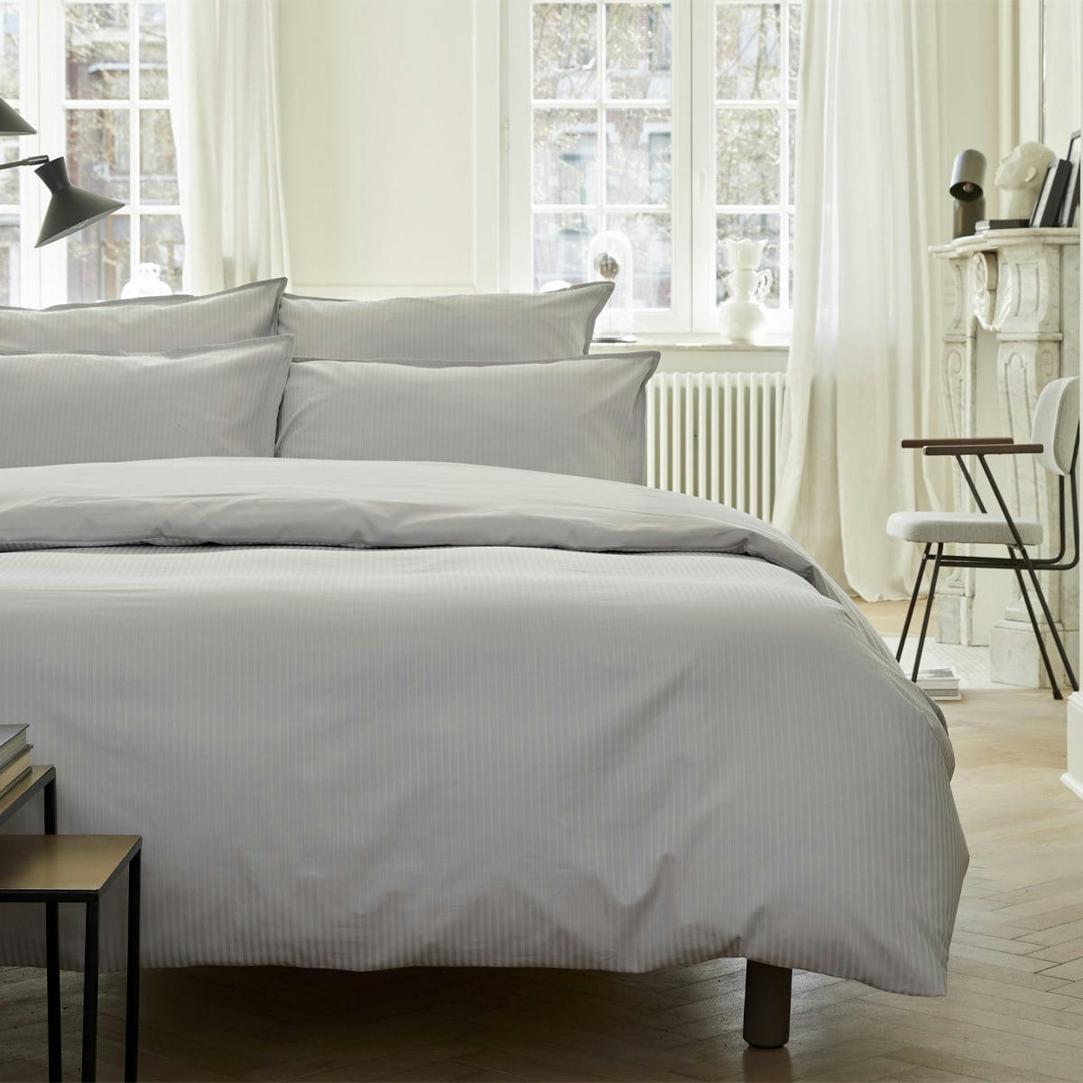 GRAND HÔTEL - Parure de lit en satin de coton gris 200x200