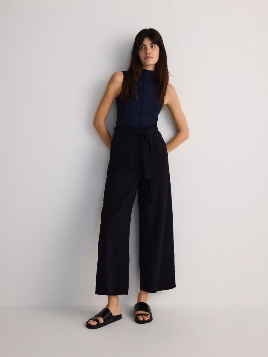 Culotte Trousers With Linen Blend