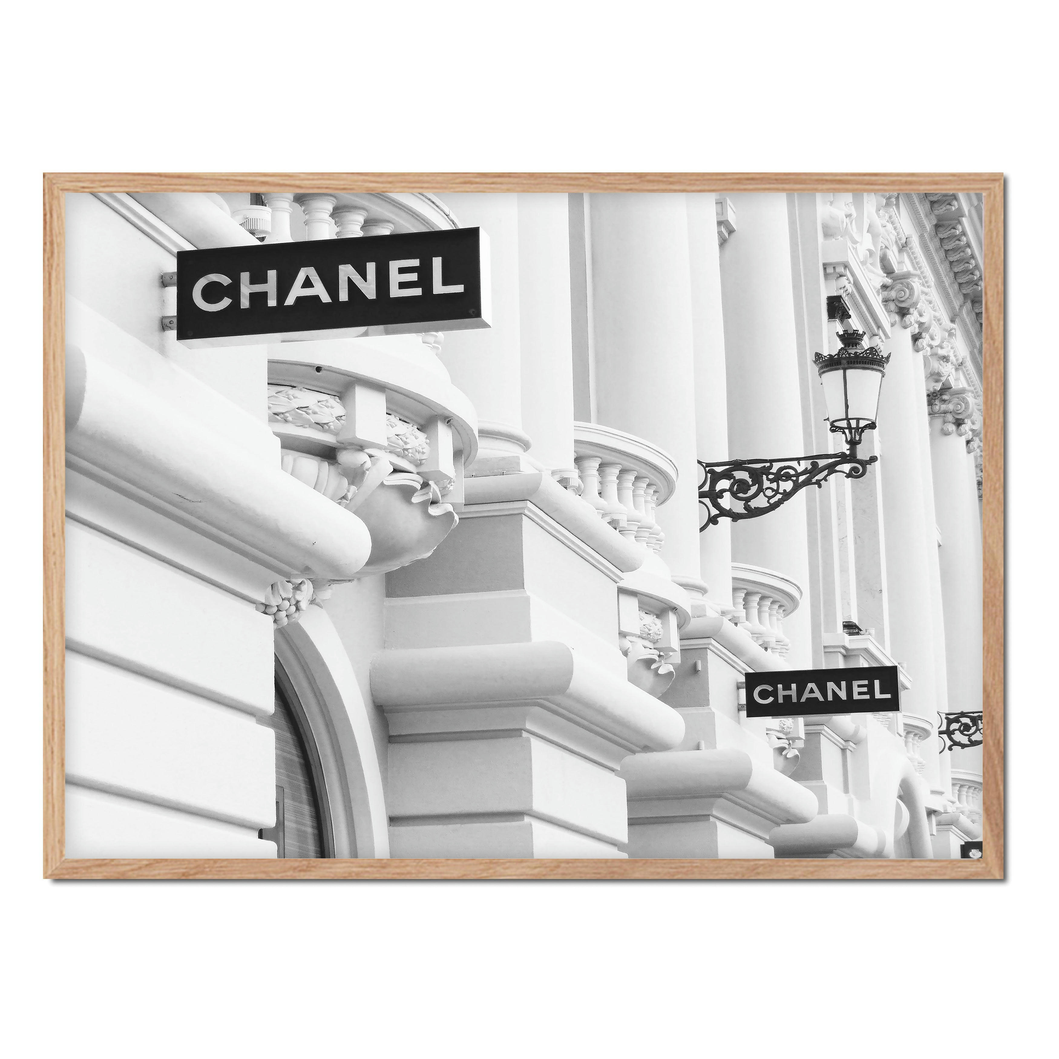 CHANEL - - 30x40