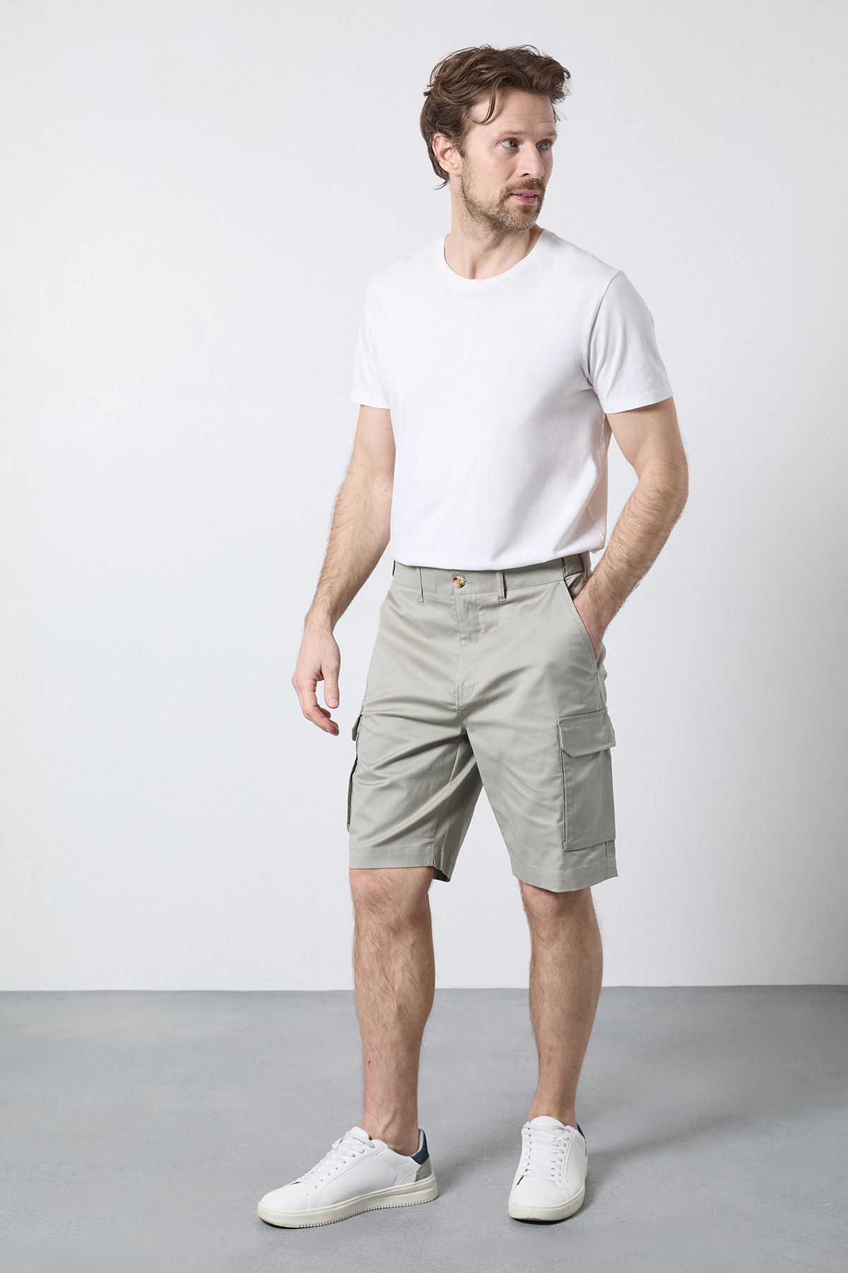 Maine Pale Grey Cotton Cargo Short