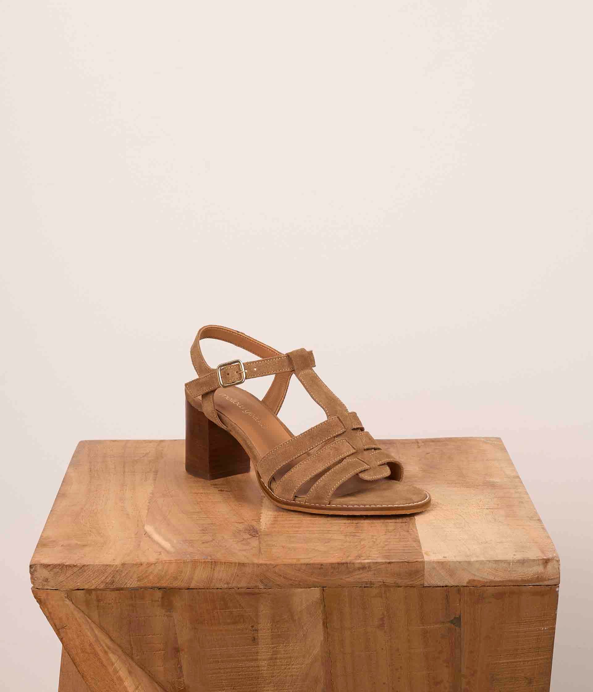 Sandales velours camel Eglantine