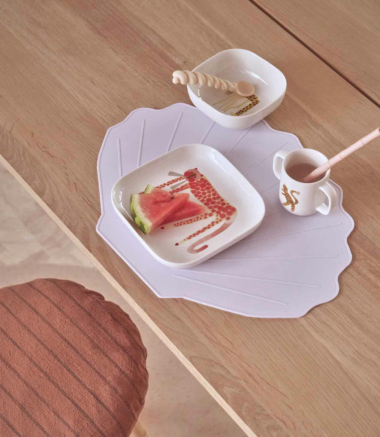 SCALLOP - Dessous de table marron en silicone H0,2x43,5x34cm