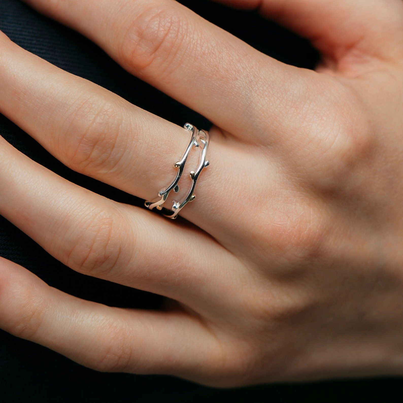 The Colourful Aura 925 Sterling Silver Tree Leaf Vine Bohemian Dainty Band Ring