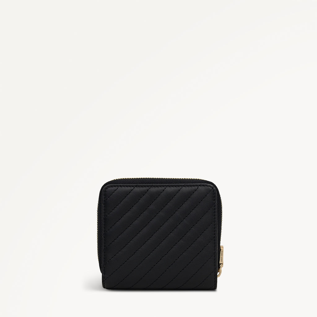 Dukes Place - Quilt - Medium Zip Around Purse