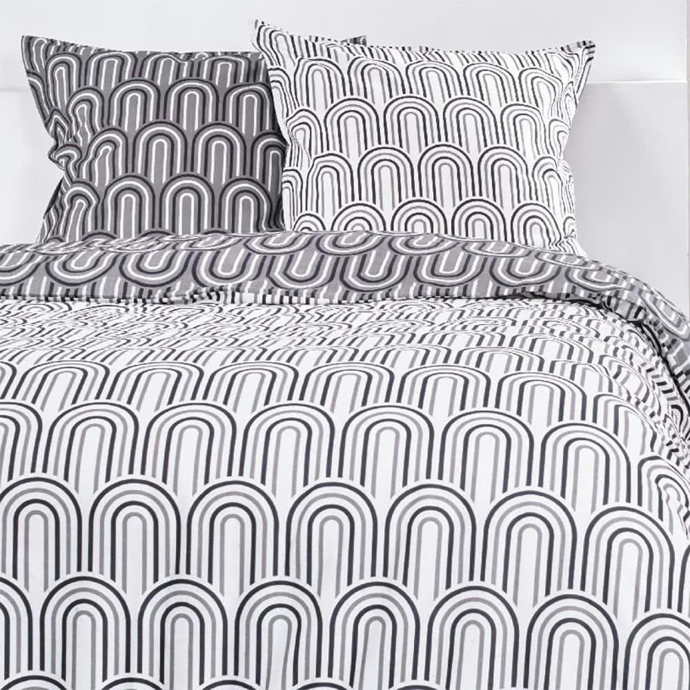 - Parure de couette 100% coton 57 fils imprimée 260x240 2 taies
