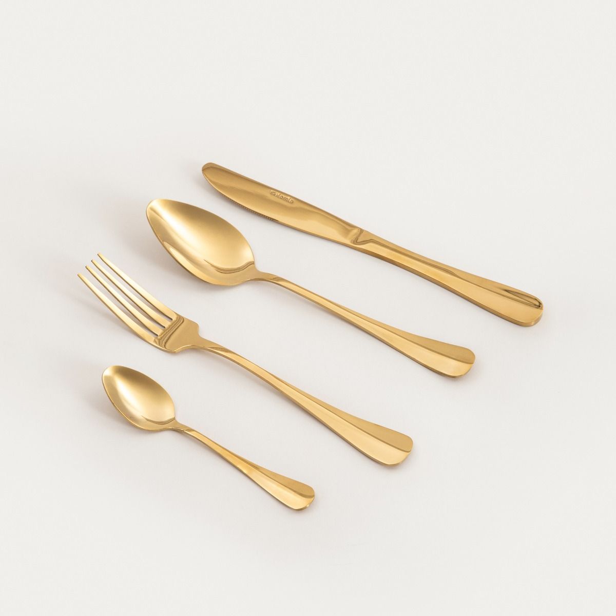 Zestaw sztućców AURC złotych z delikatnym wykończeniem 16 szt.