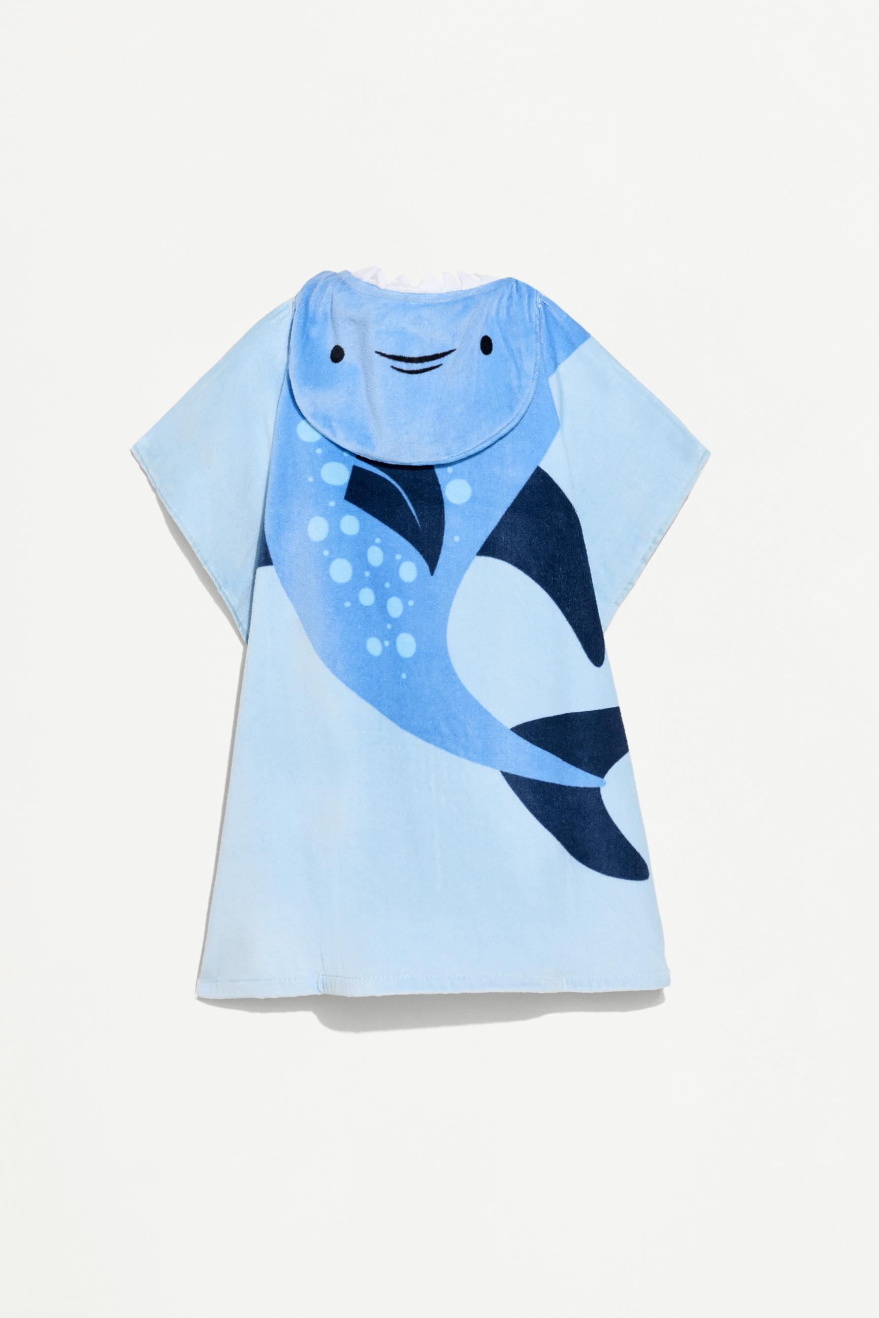 Poncho toalla tiburón