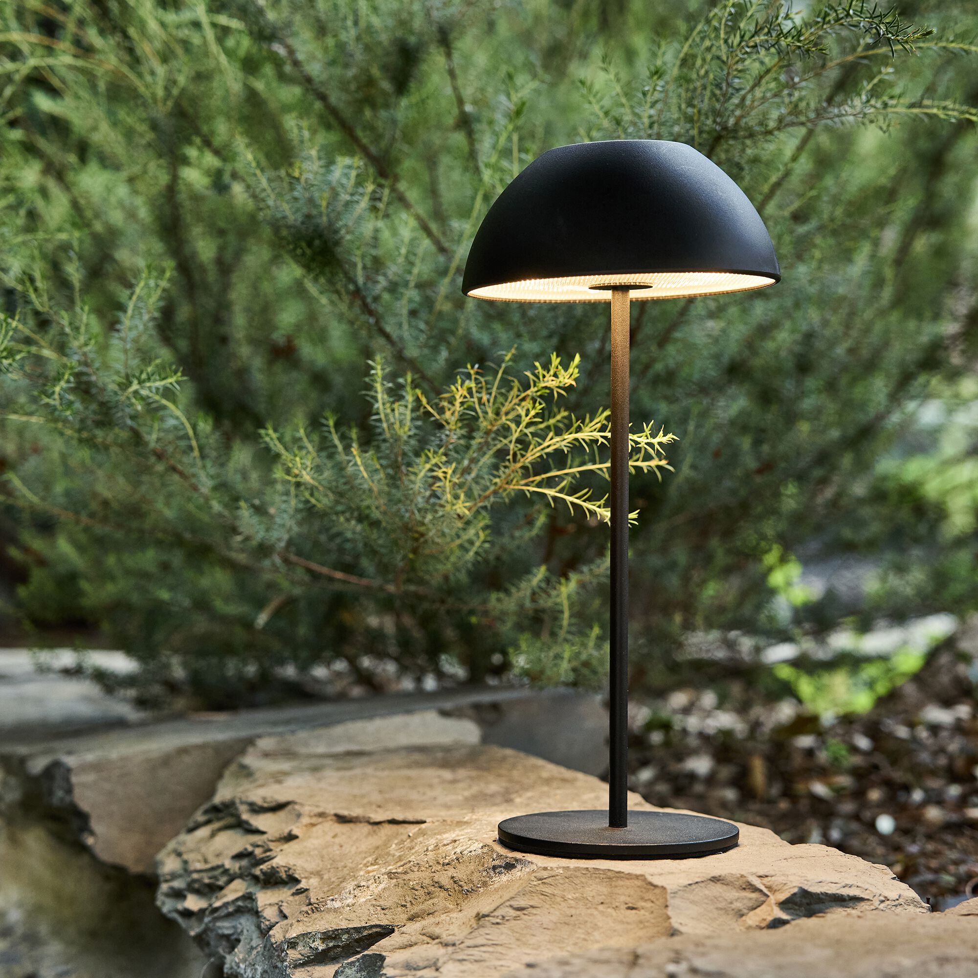 LINA - Lampe de table à poser nomade H28cm - noir
