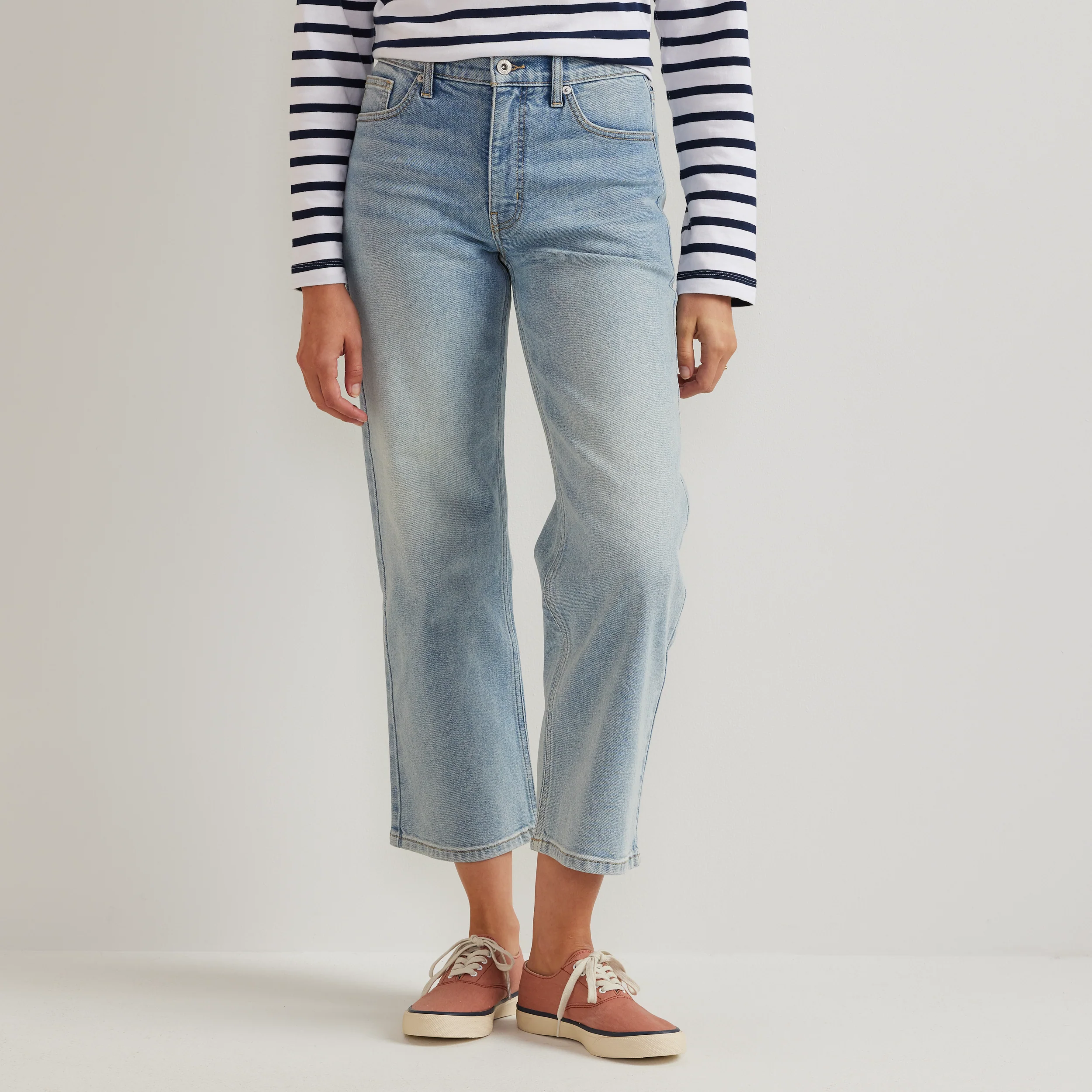 Women's Authentic Everyday High-Rise Cropped Jeans