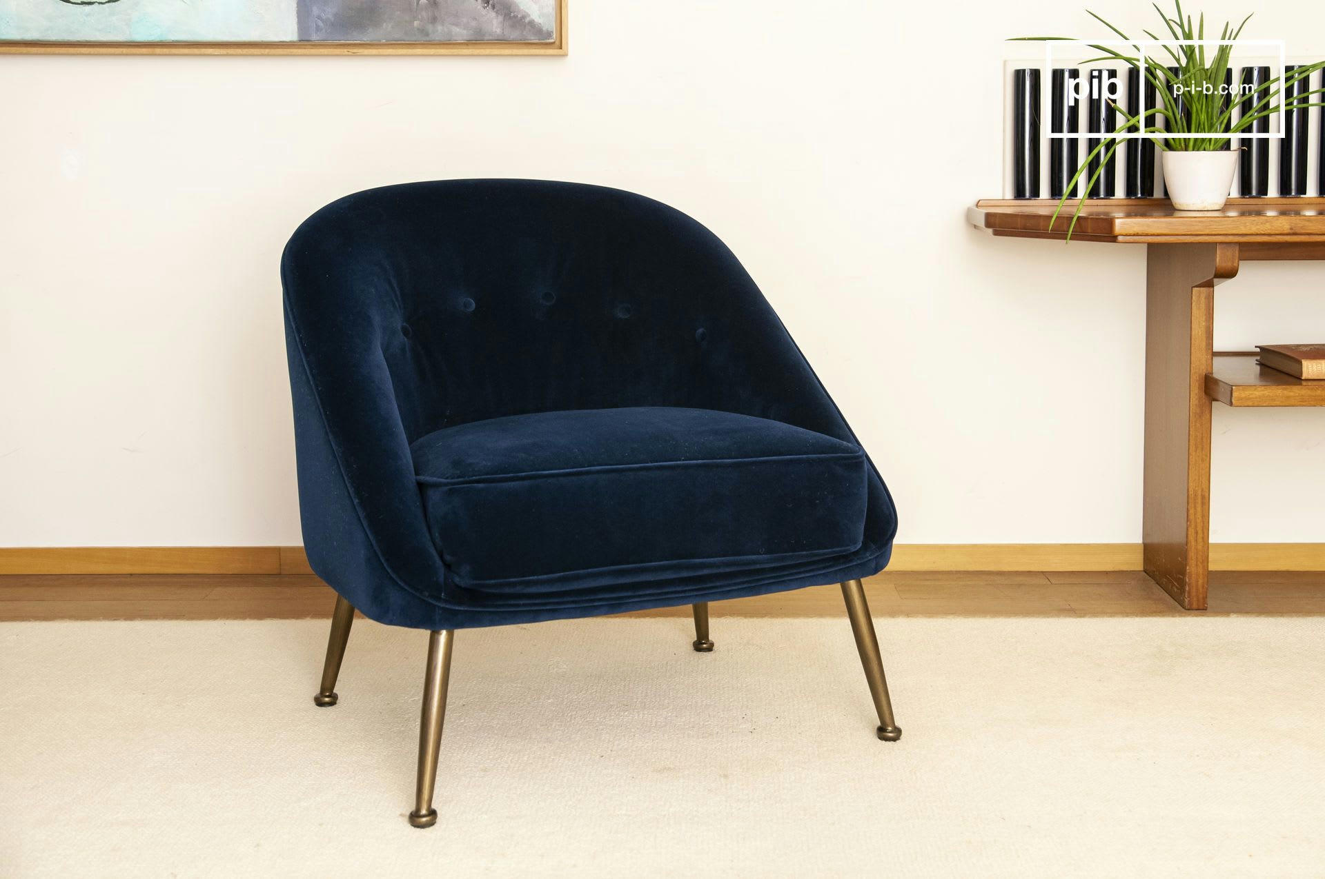 BARNOLOMEO - Fauteuil crapaud en velours bleu