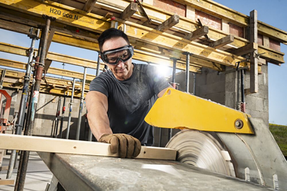 VERNEBRILLE HULLSAG PROFFS (CE)