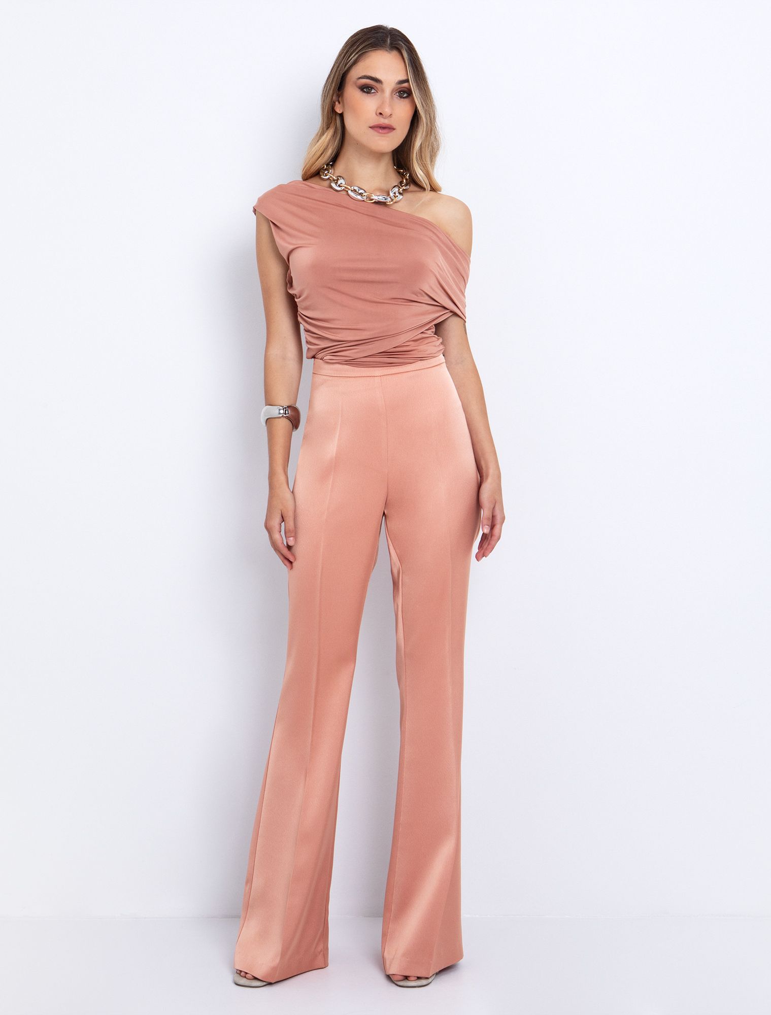 Ασύμμετρο τοπ με έναν ώμο