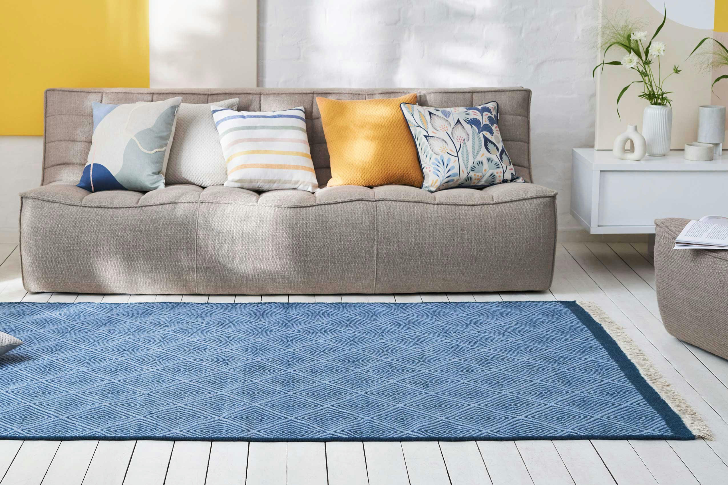 CAIRO - Tapis plat tissé main pure laine vierge à franges bleu 130x190