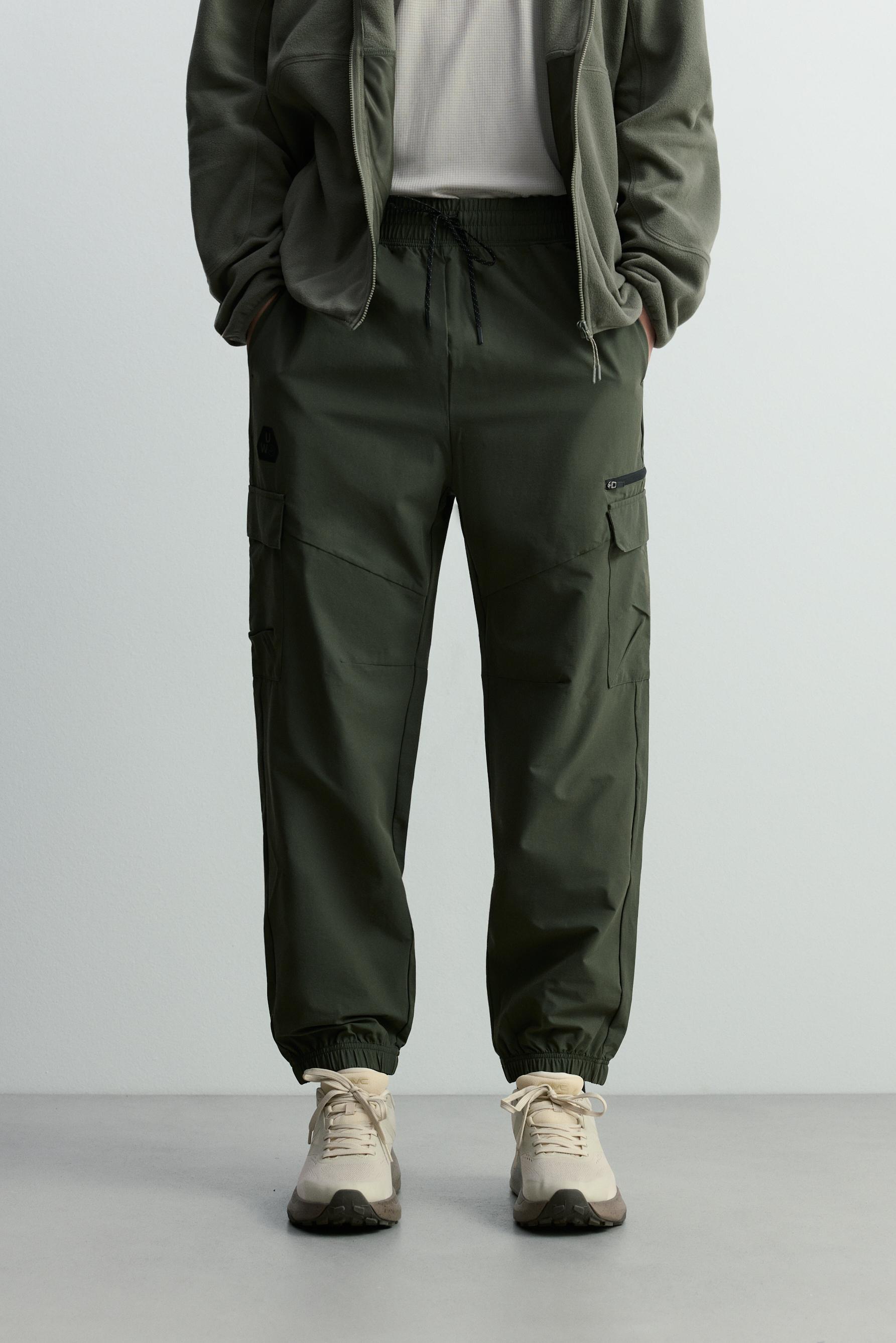 Pantalón deportivo cargo
