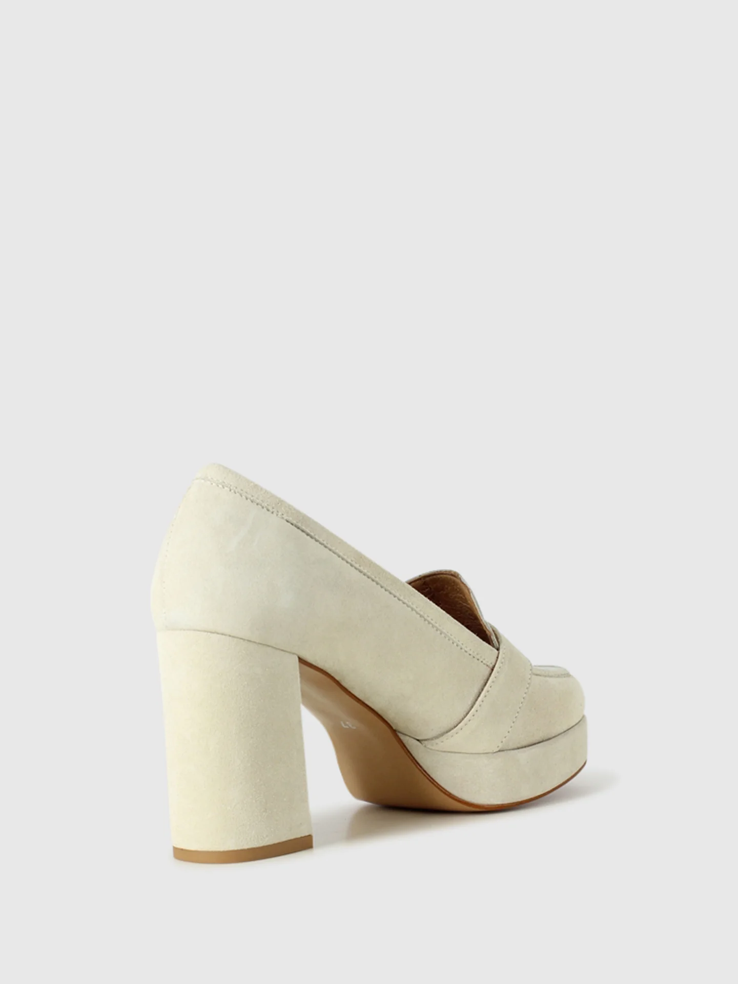 Sapatos de Plataforma em Branco Cru