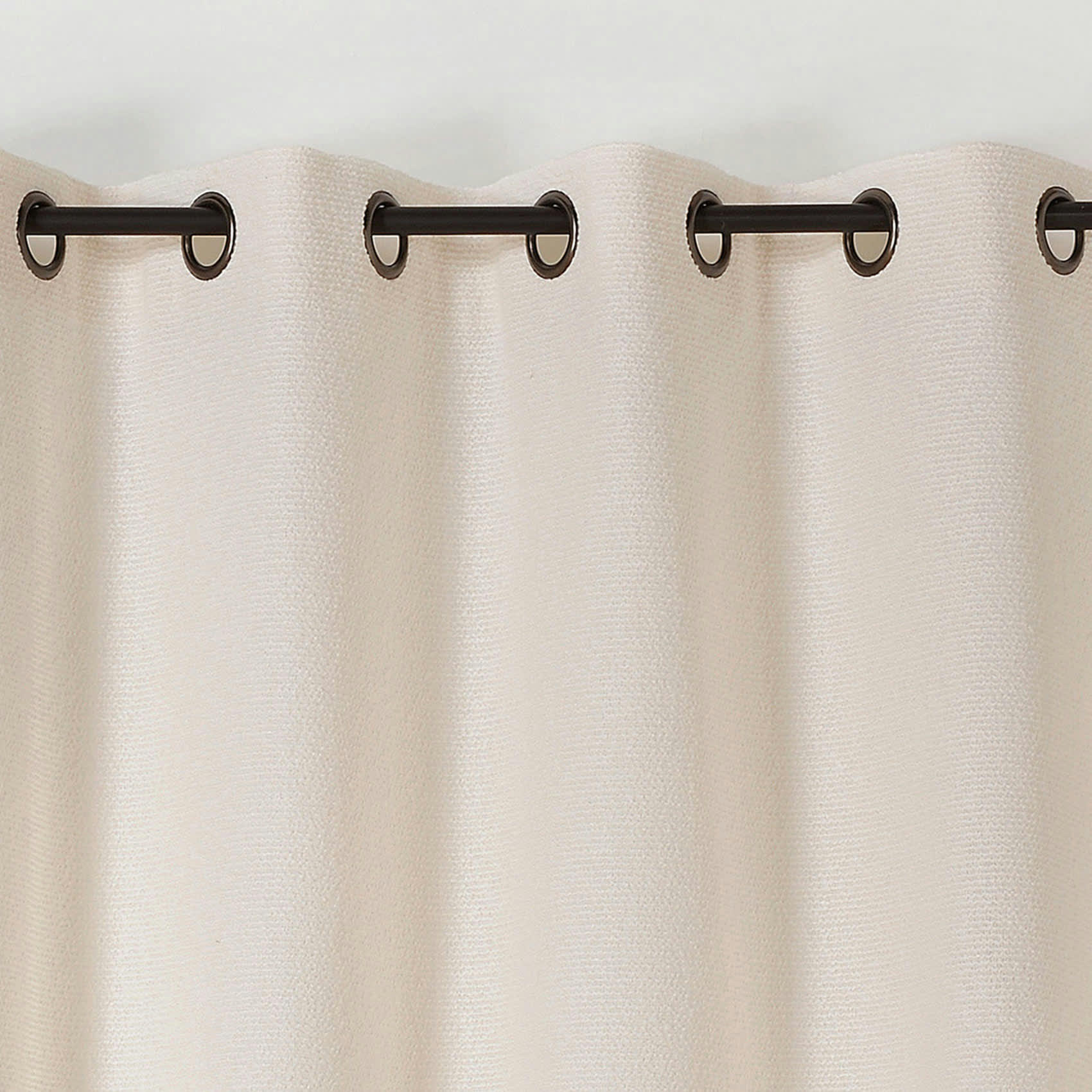 - Rideau à l'aspect texturé en bouclette coton blanc cassé 140x260 cm