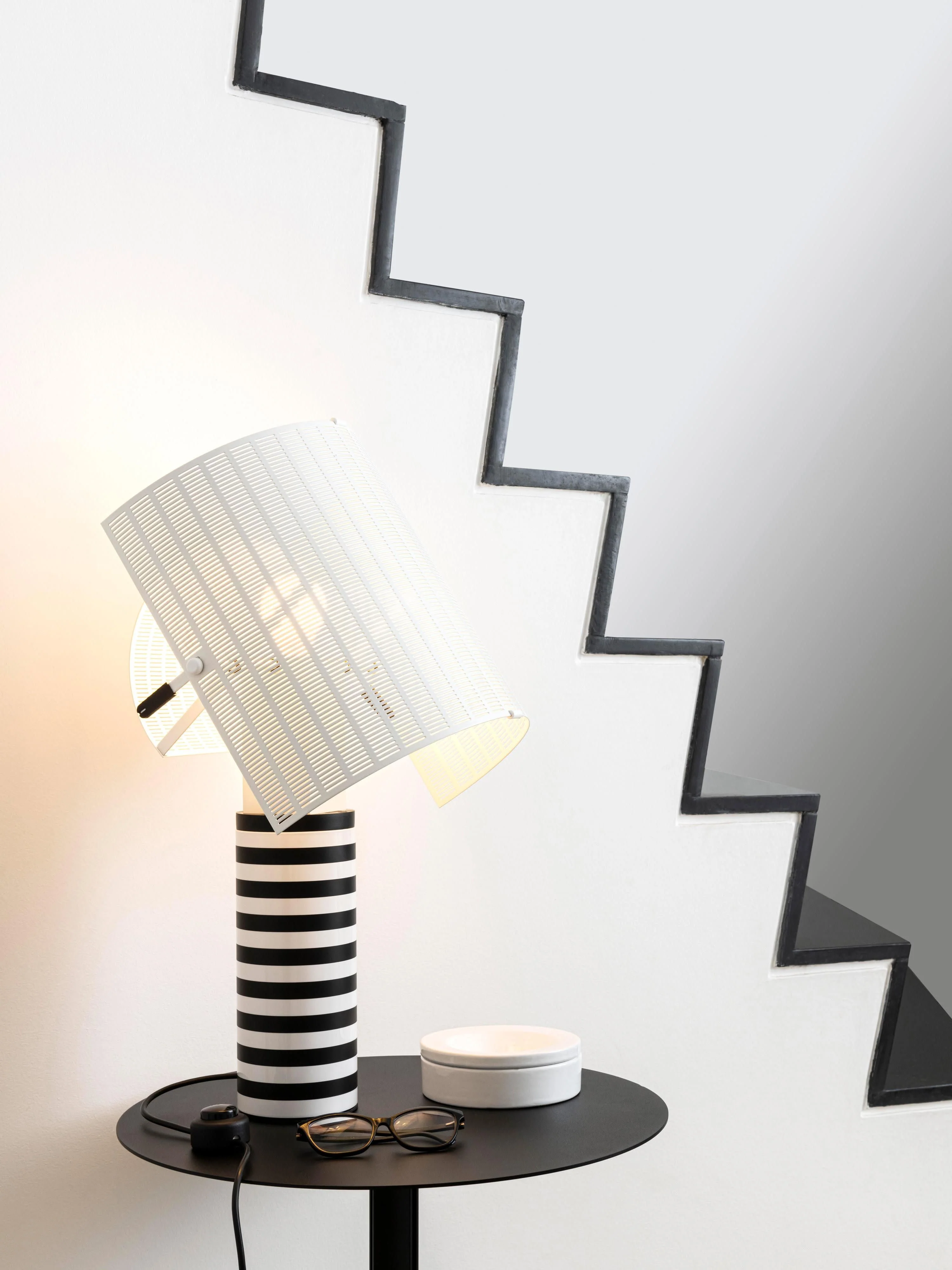 Große Tischlampe Shogun