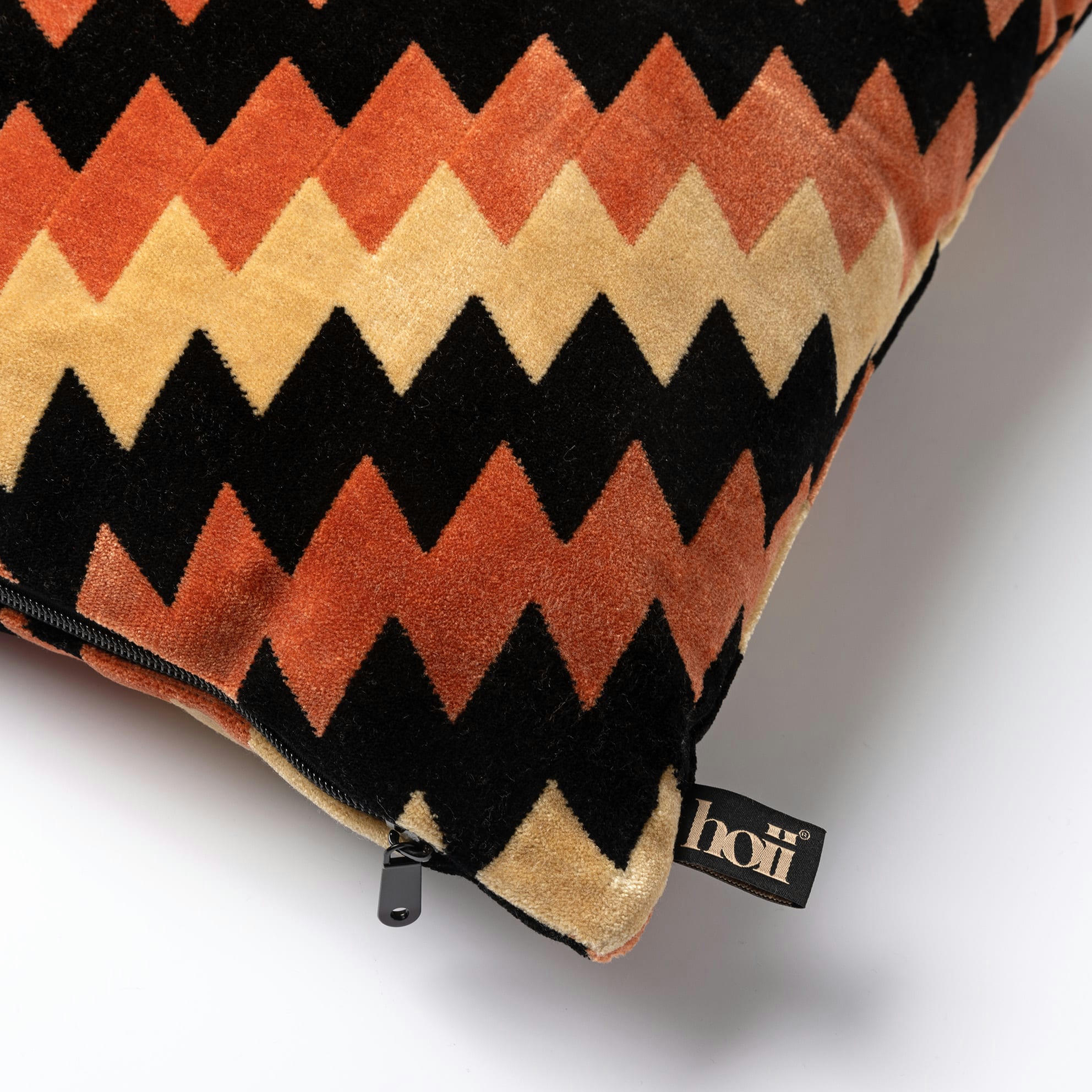 Francesco - Coussin orange en velours 45x45 cm avec motif