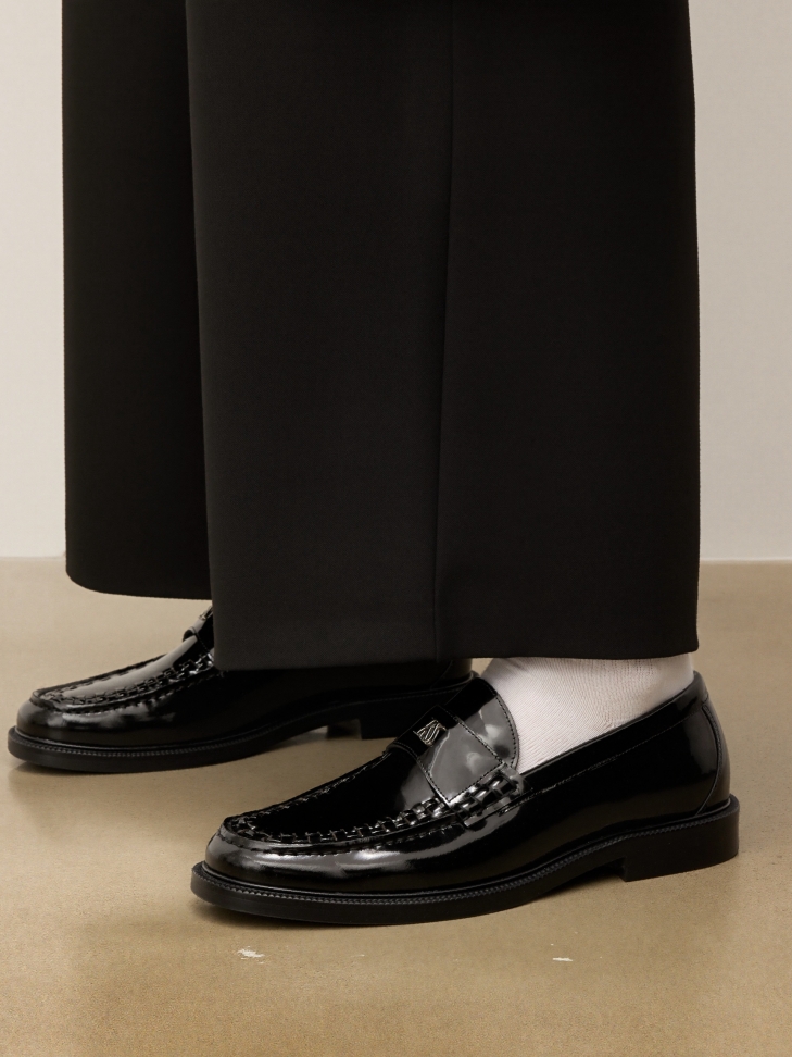 Black men's patent leather loafers