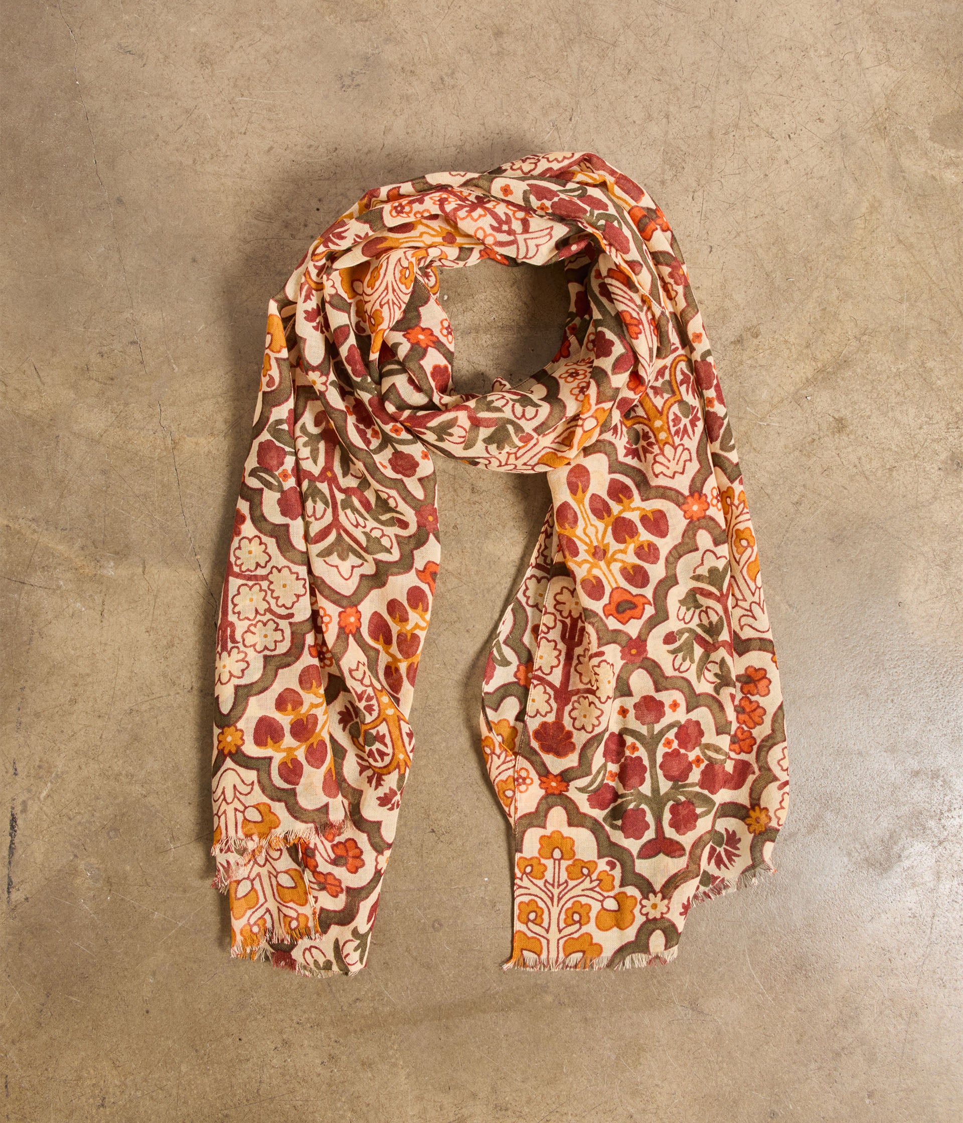 Foulard à fleurs beige Zuma