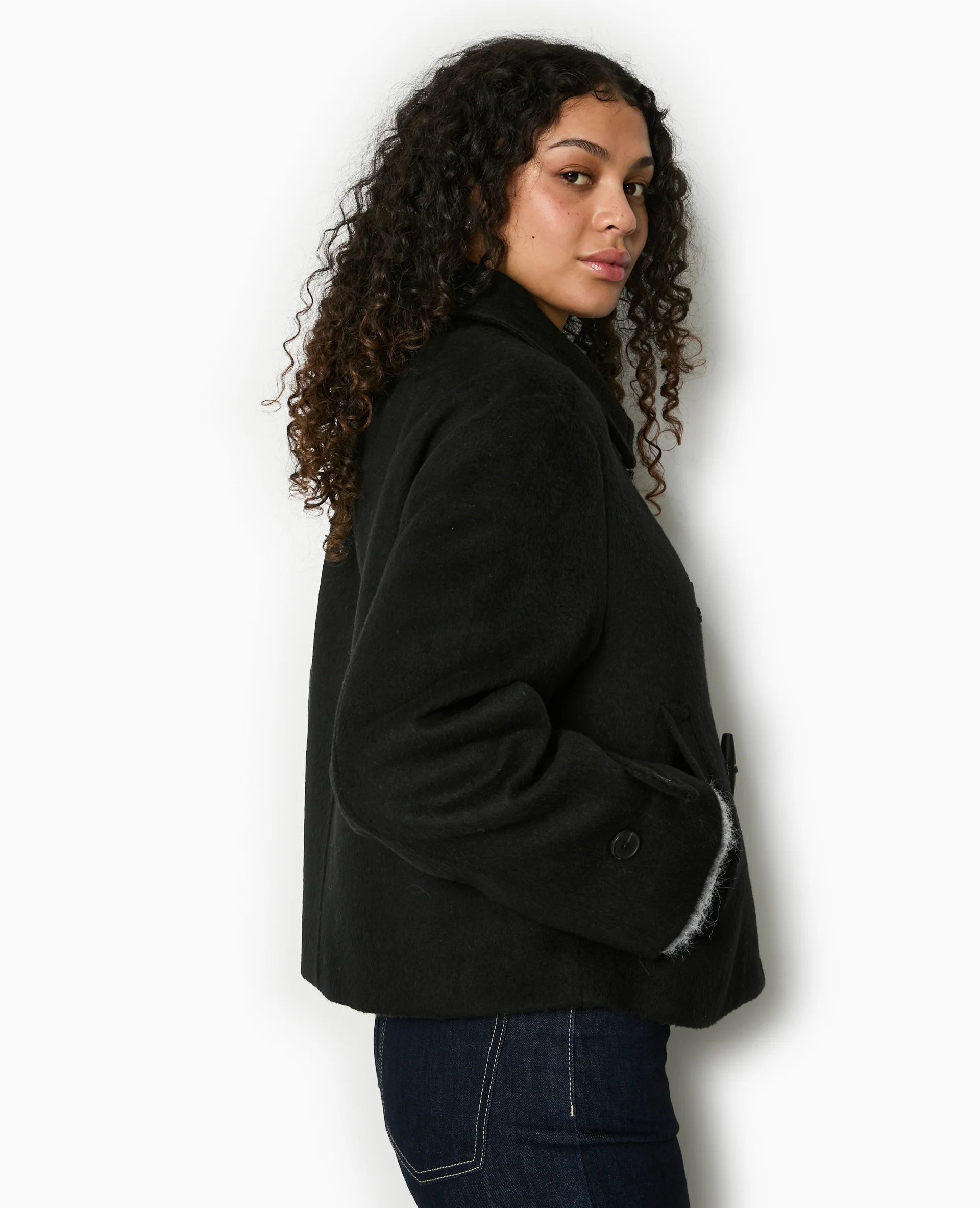 Manteau court et droit avec boutons duffle coat