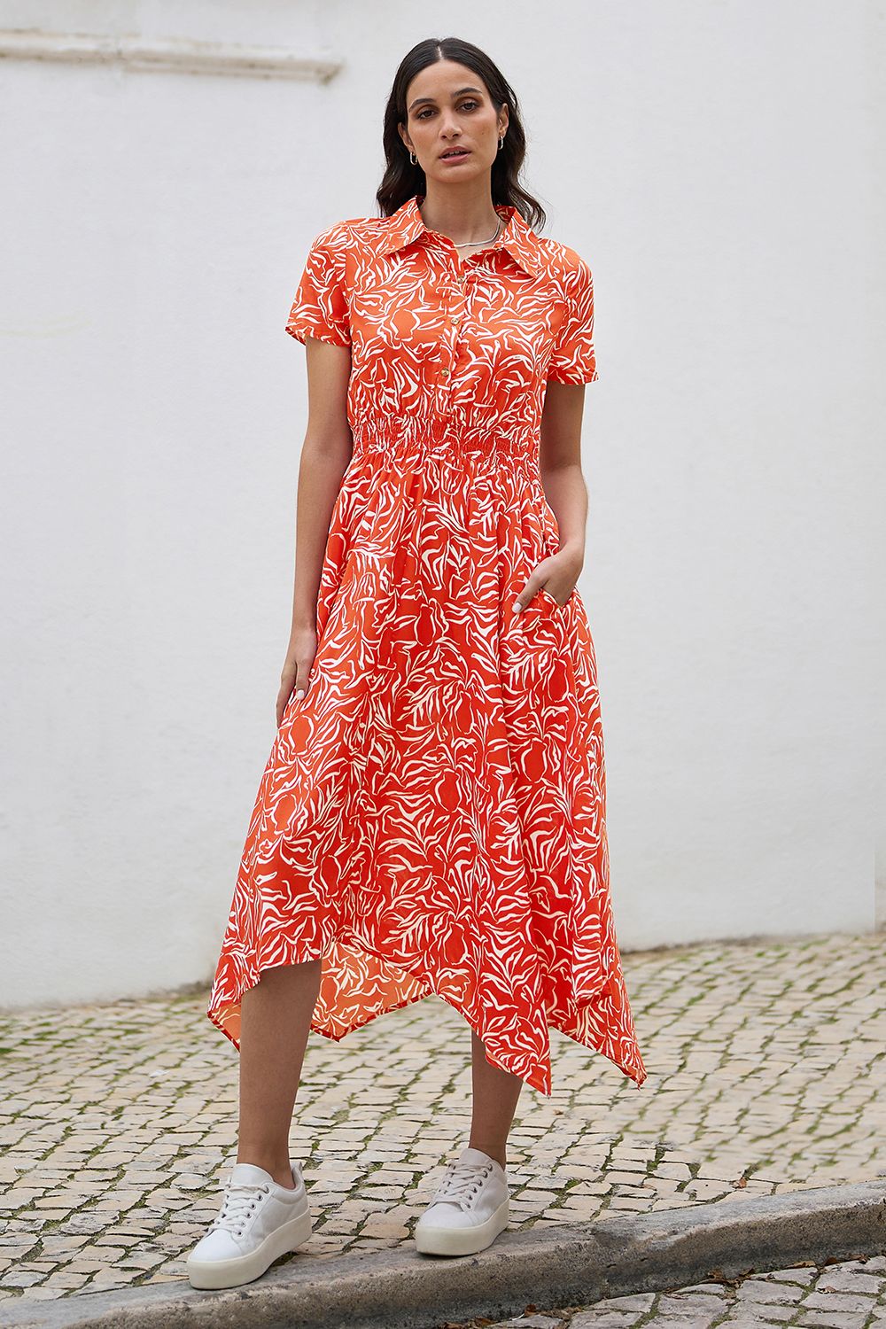 Yumi Coral Tropical Leaf print Midi Ruched Shirt Dress