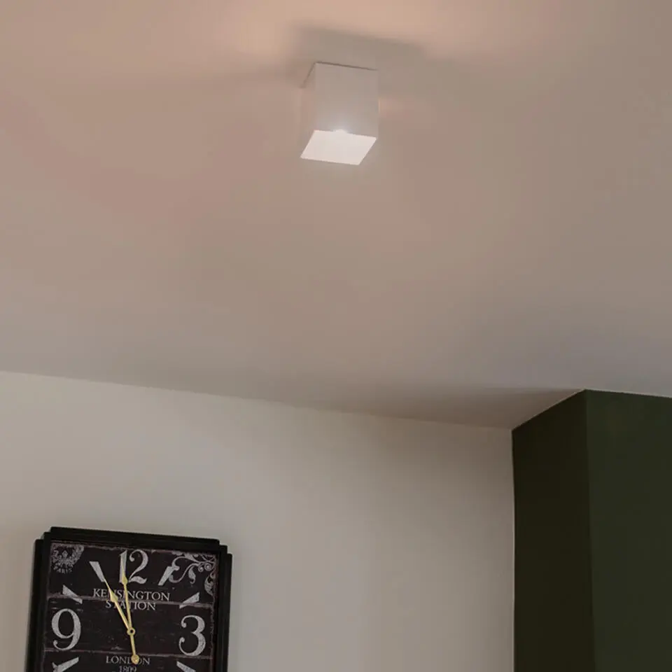 Qazqa verstelbare plafondspot qubo wit gu10