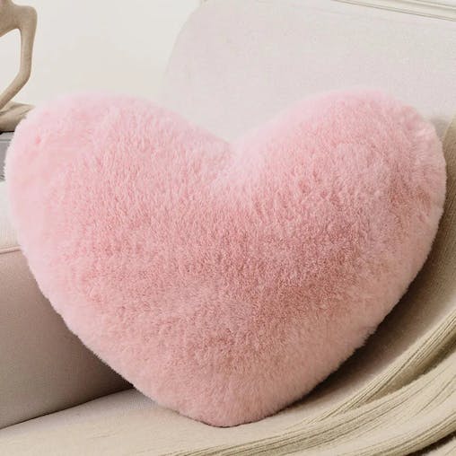 NNEOBA Heart Shaped Faux Bunny Fur Pillow (Pink)