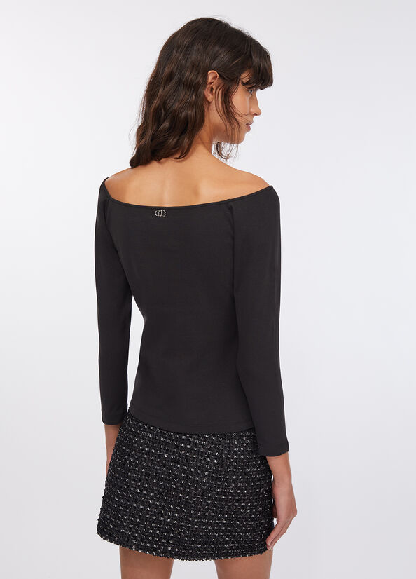 T-shirt con scollo bardot