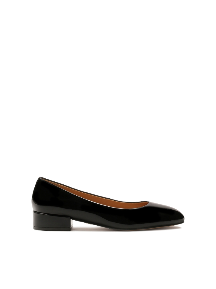 Black patent leather pumps