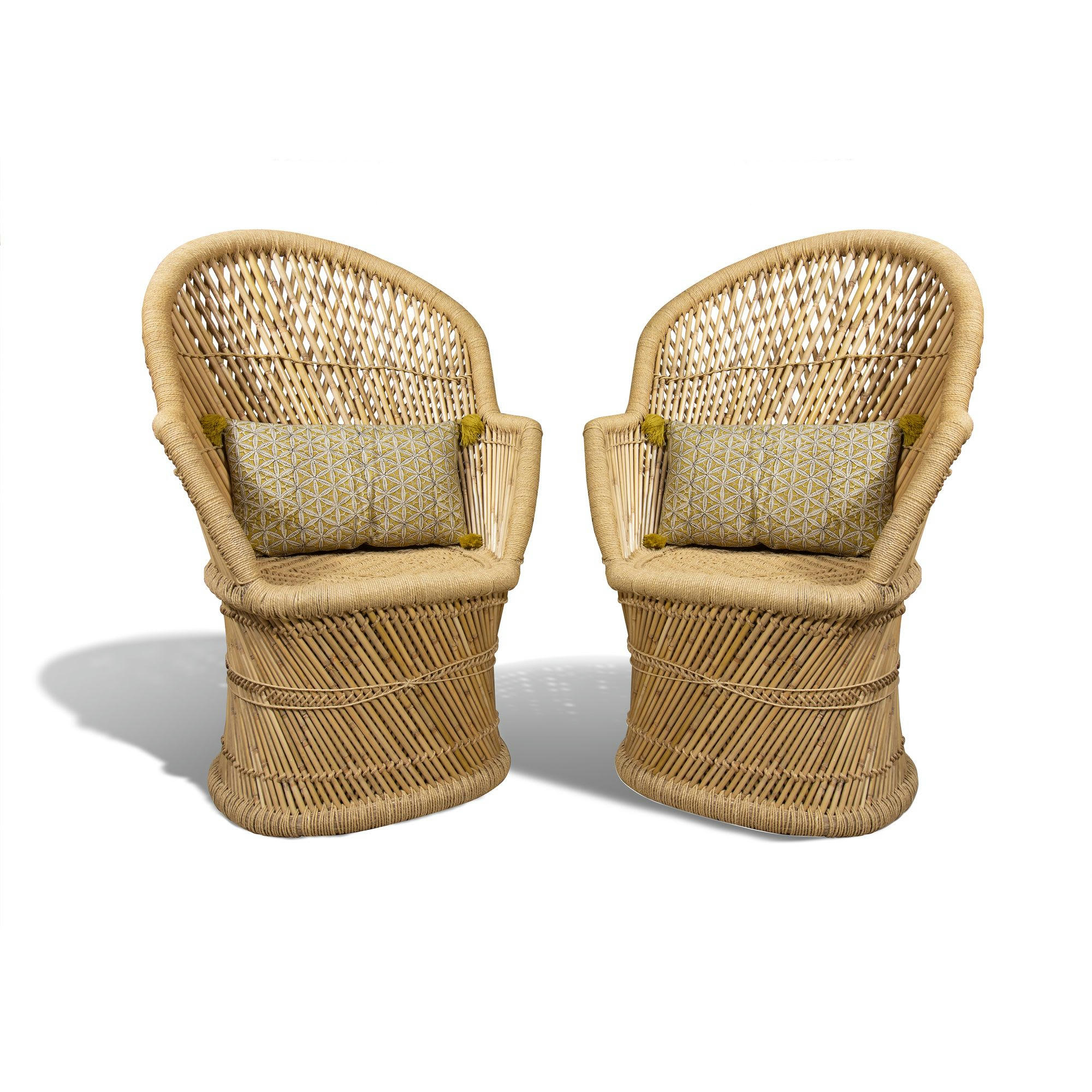 ZAMZEBE - Lot de 2 fauteuils en bambou naturel avec deux coussins beiges
