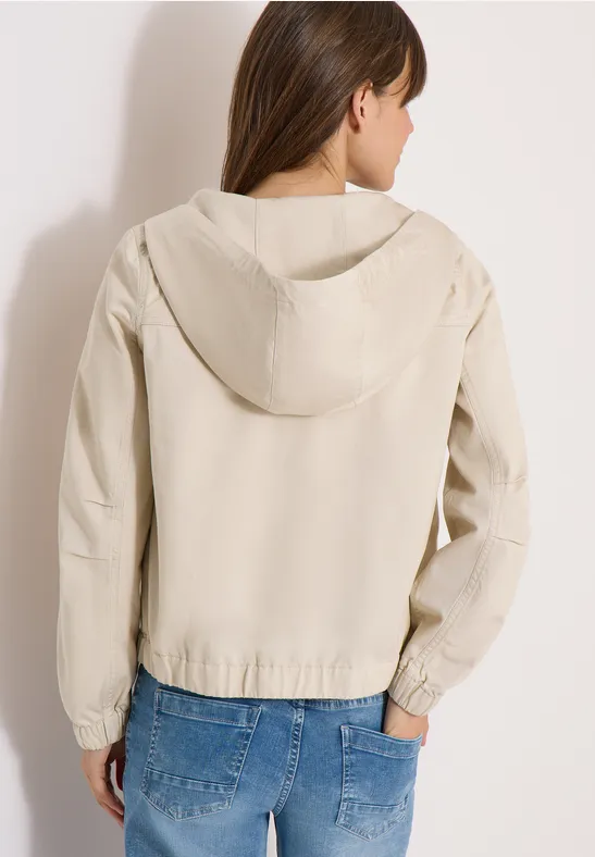 Jacke mit Kapuze und Elastikbund